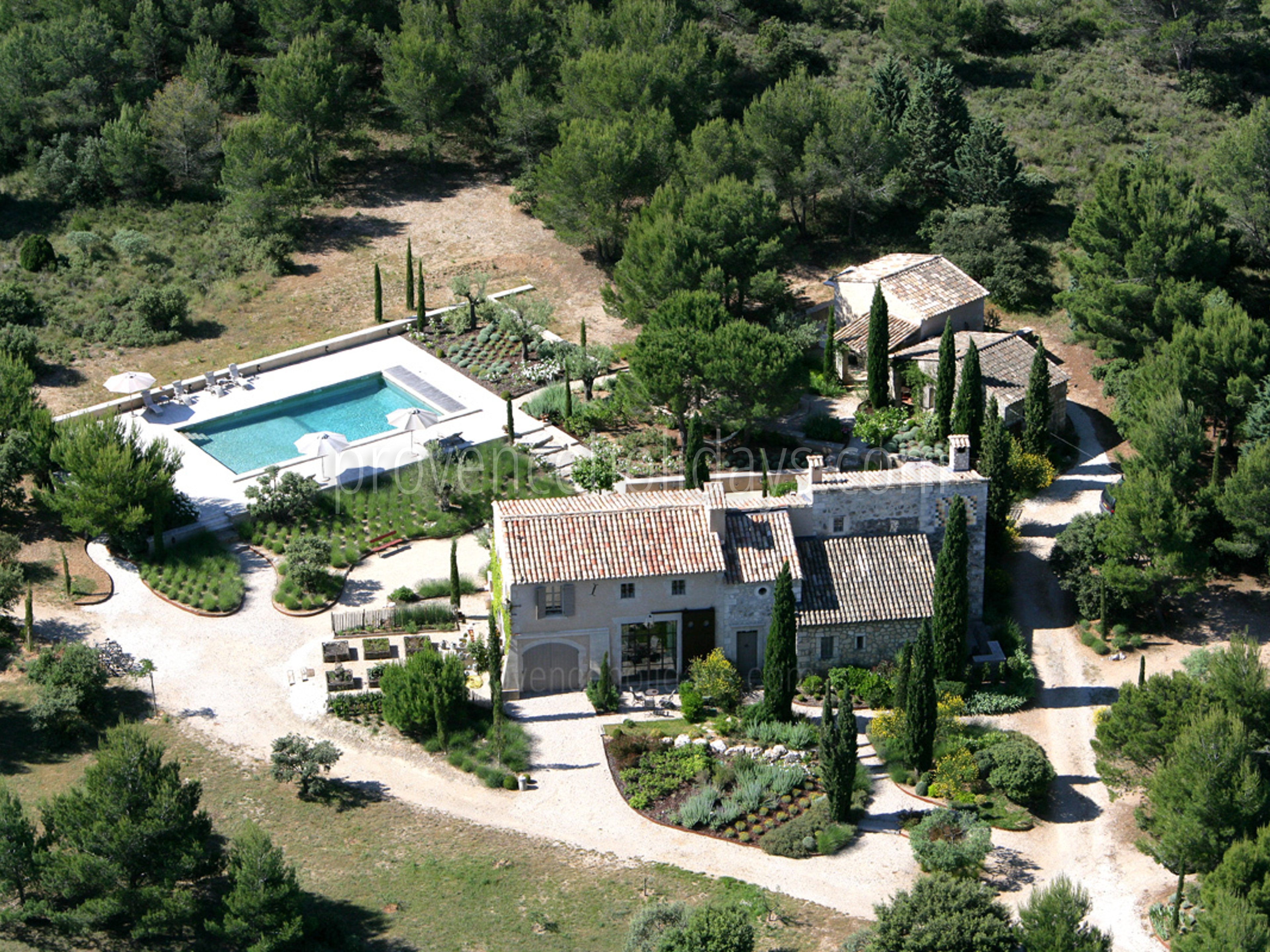 1 - Le Mas des Lavandes: Villa: Exterior