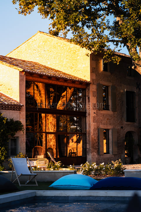 22 - Mas des Pommiers: Villa: Exterior