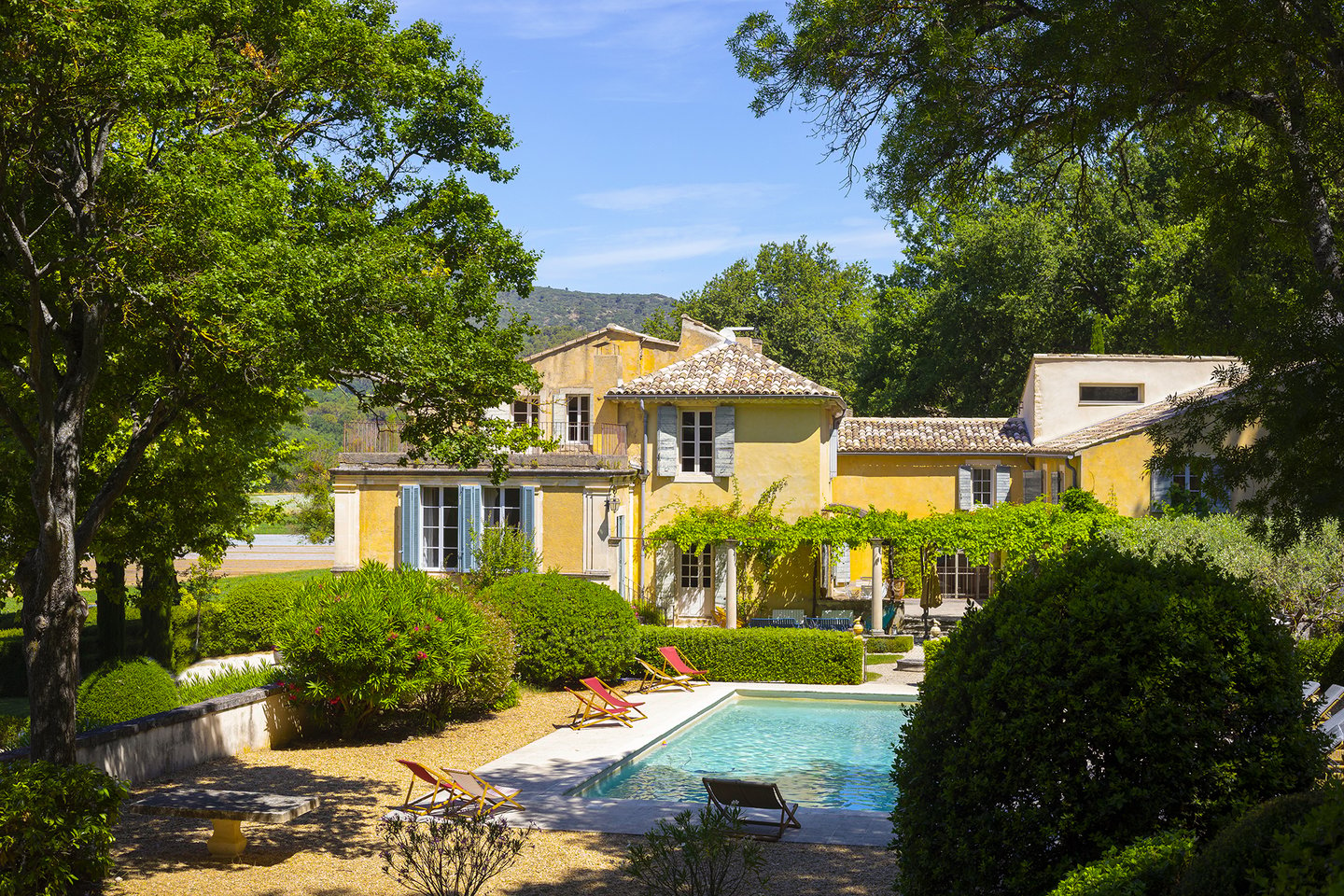 42 - Bastide Valentine: Villa: Exterior