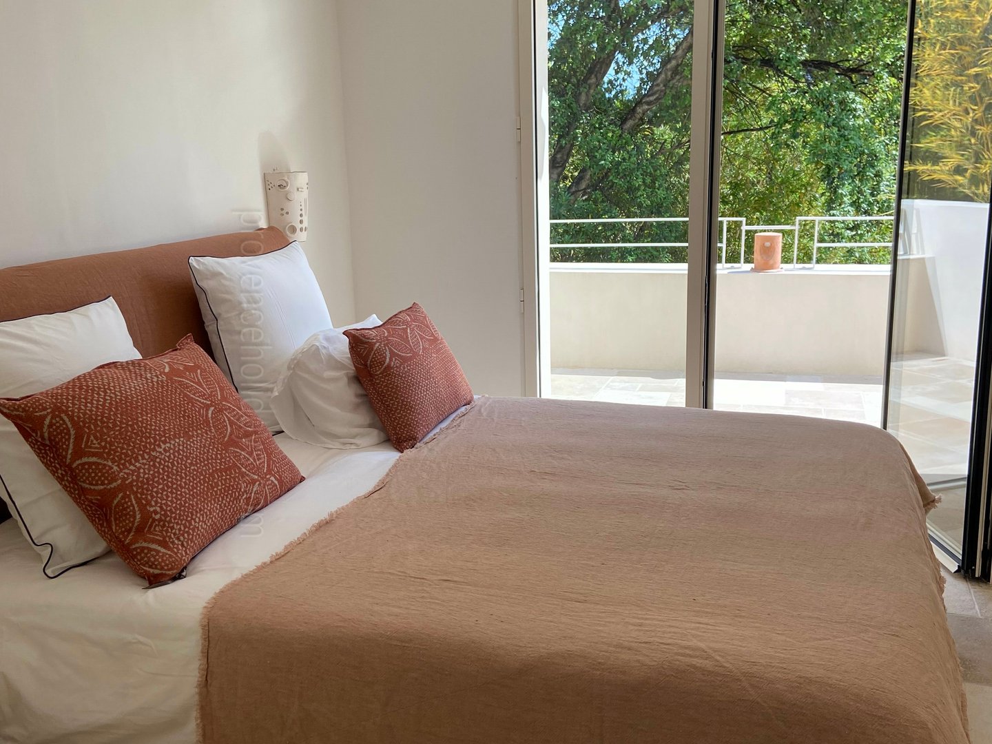10 - Villa Luna: Villa: Bedroom