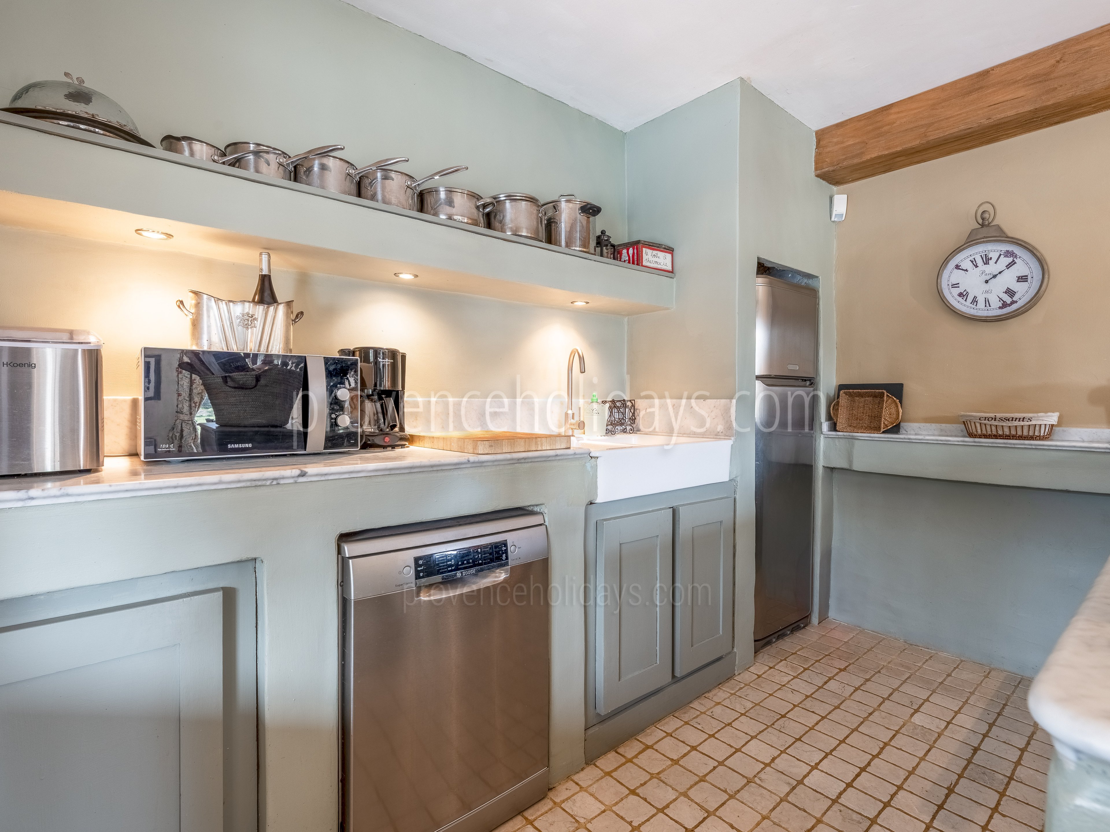 28 - Maison Paradou: Villa: Interior