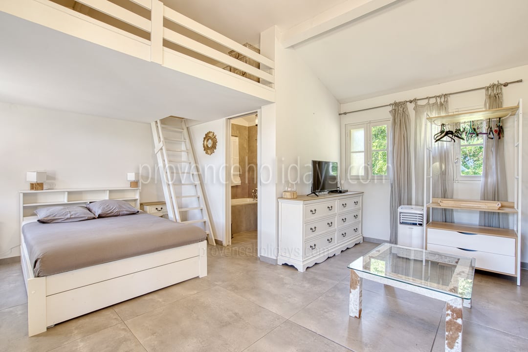 15 - Azur Horizon: Villa: Bedroom