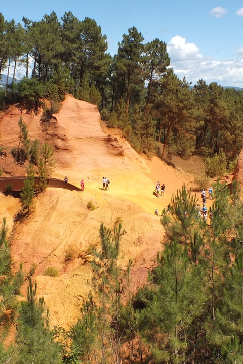 The ocher trail