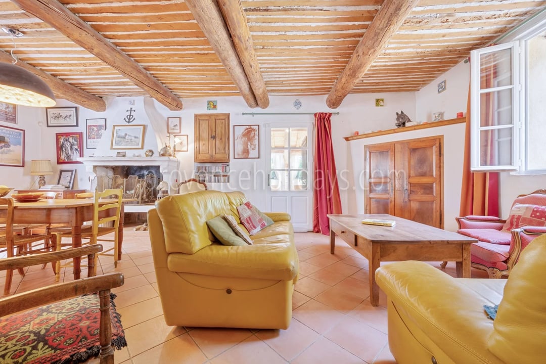 6 - Provençal mas in Ansouis: Villa: Interior