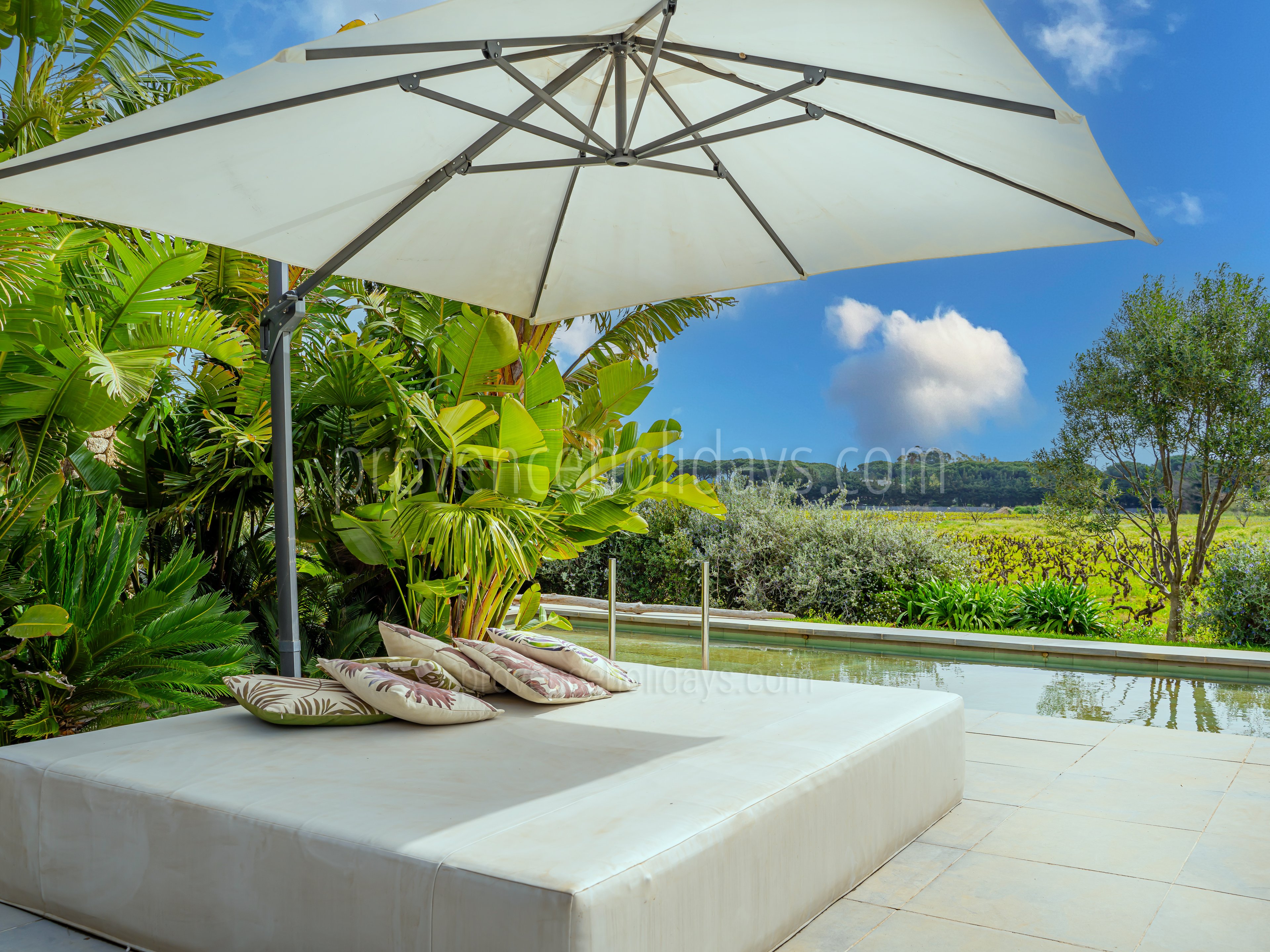 7 - Refuge d\'Azur: Villa: Pool