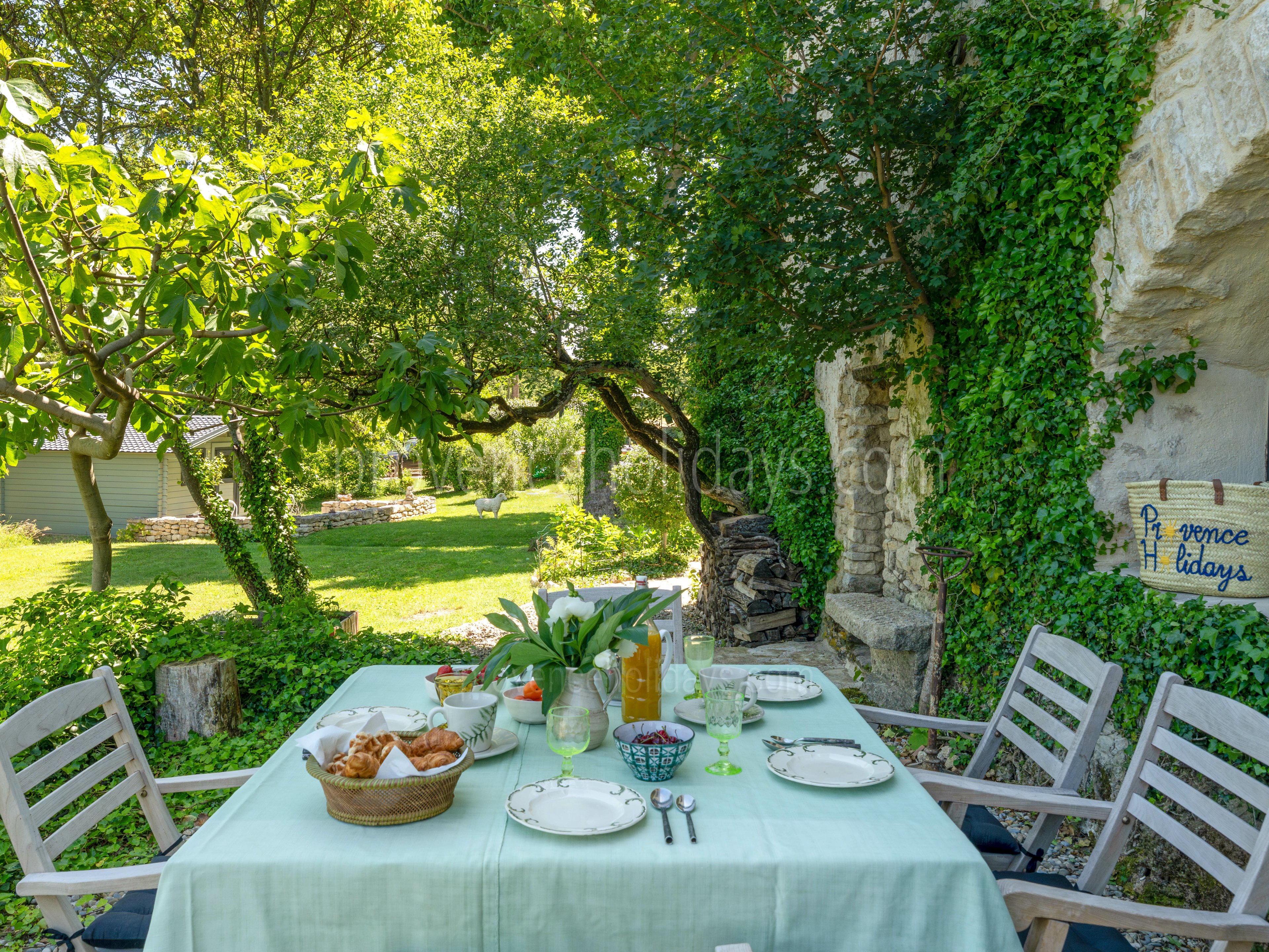 15 - La Chapelle Saint-Pons: Villa: Exterior