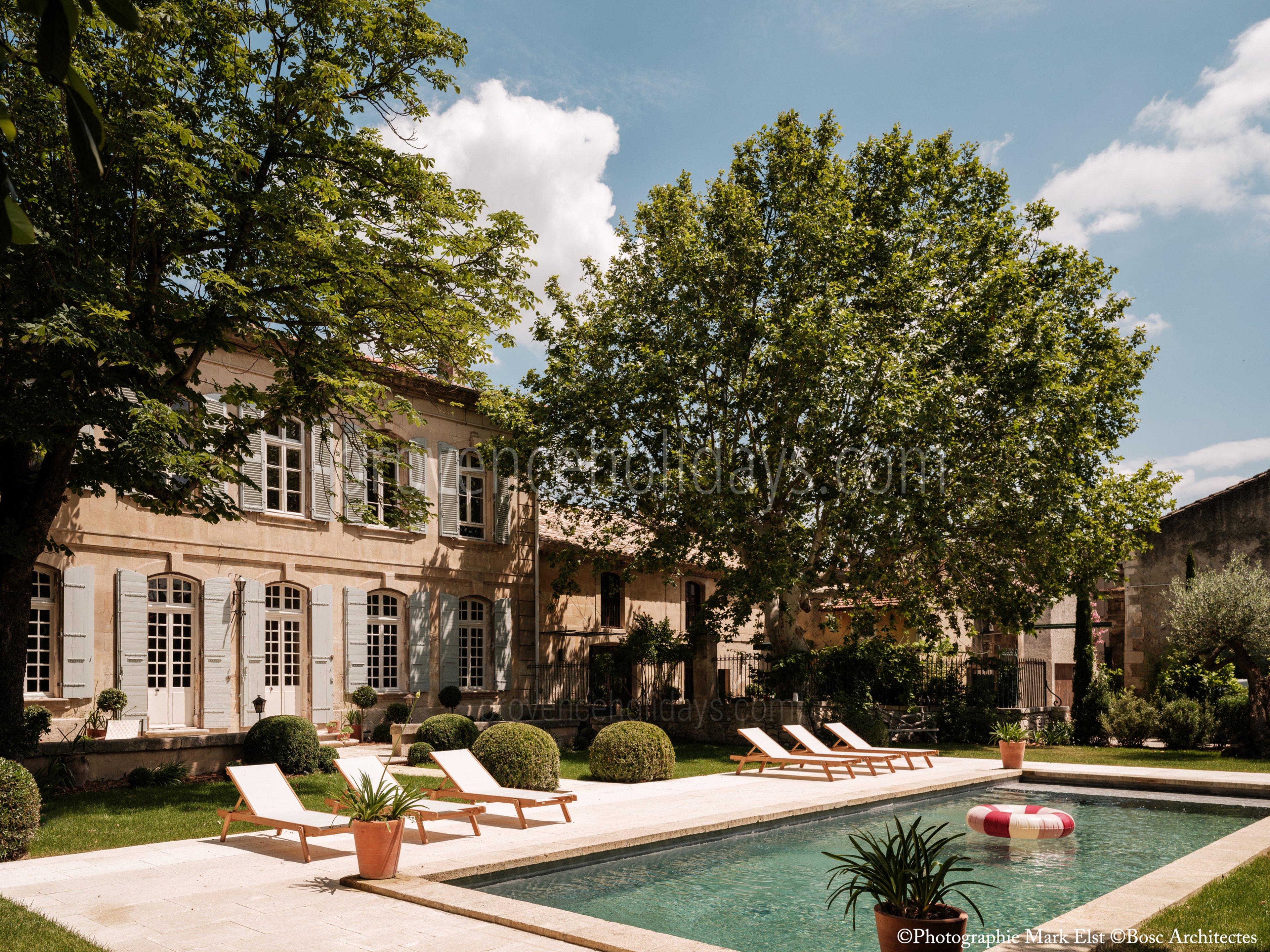 9 - La Bastide du Millénaire: Villa: Exterior