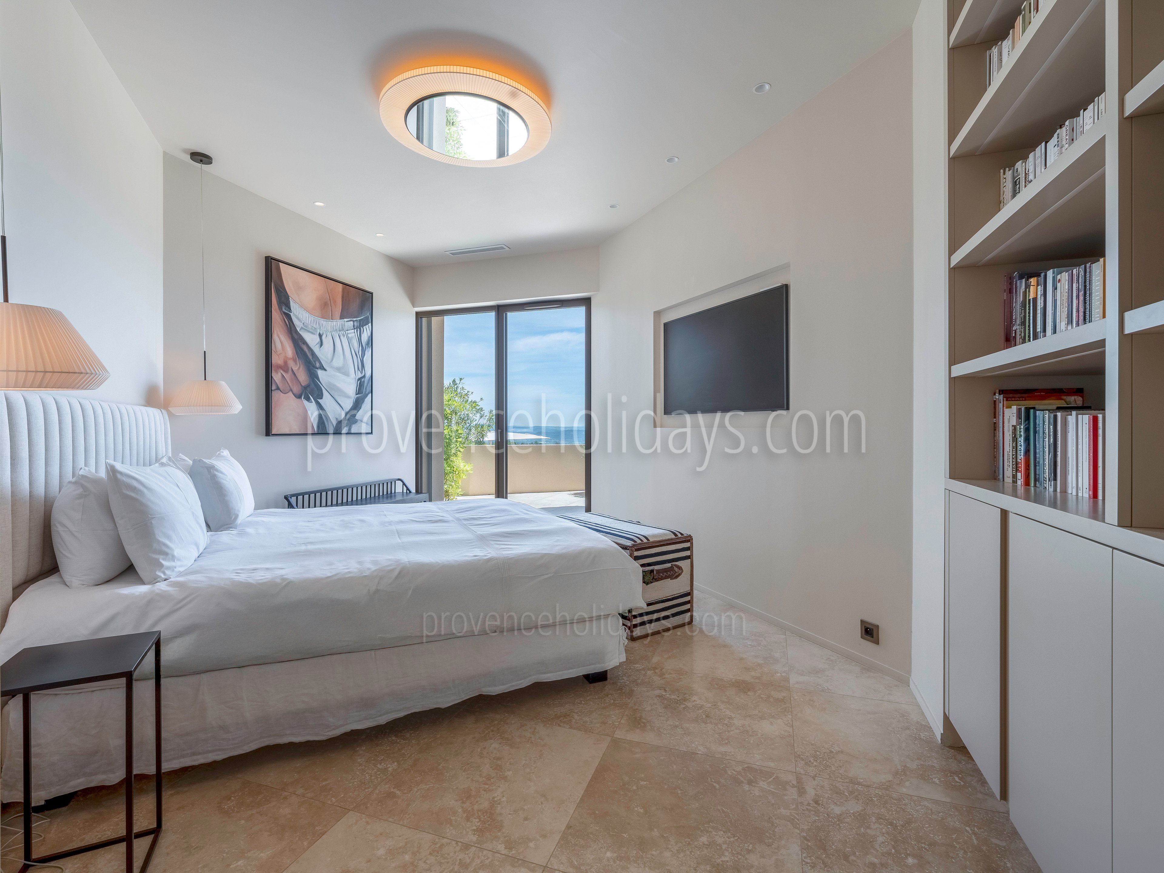 10 - Eden-en-Provence: Villa: Bedroom