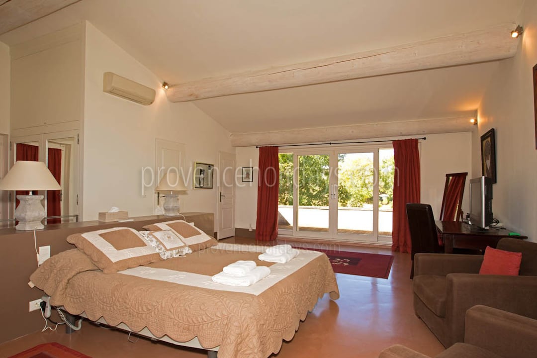 16 - Villa Jean: Villa: Bedroom