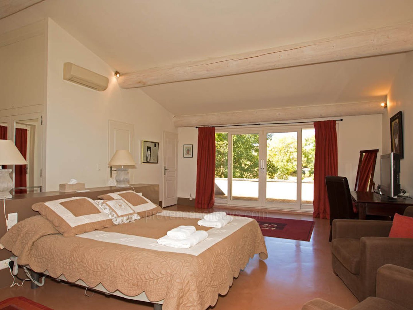 16 - Villa Jean: Villa: Bedroom