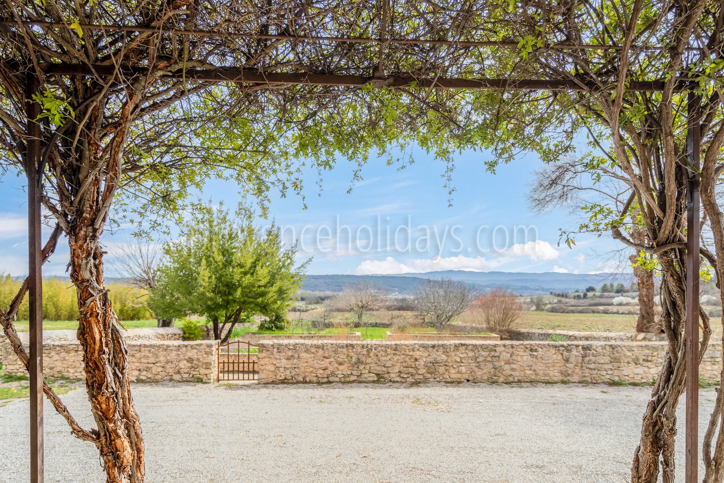 14 - La Bastide des Sources: Villa: Exterior
