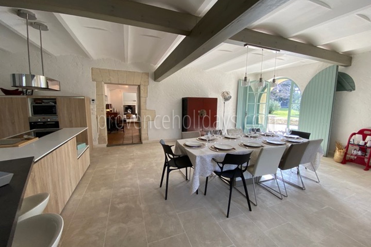 13 - le Refuge Provençal: Villa: Interior
