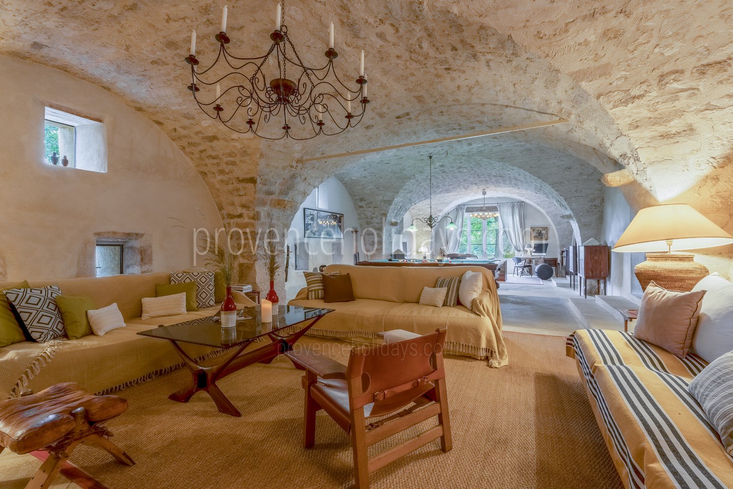 40 - La Bastide Neuve: Villa: Interior