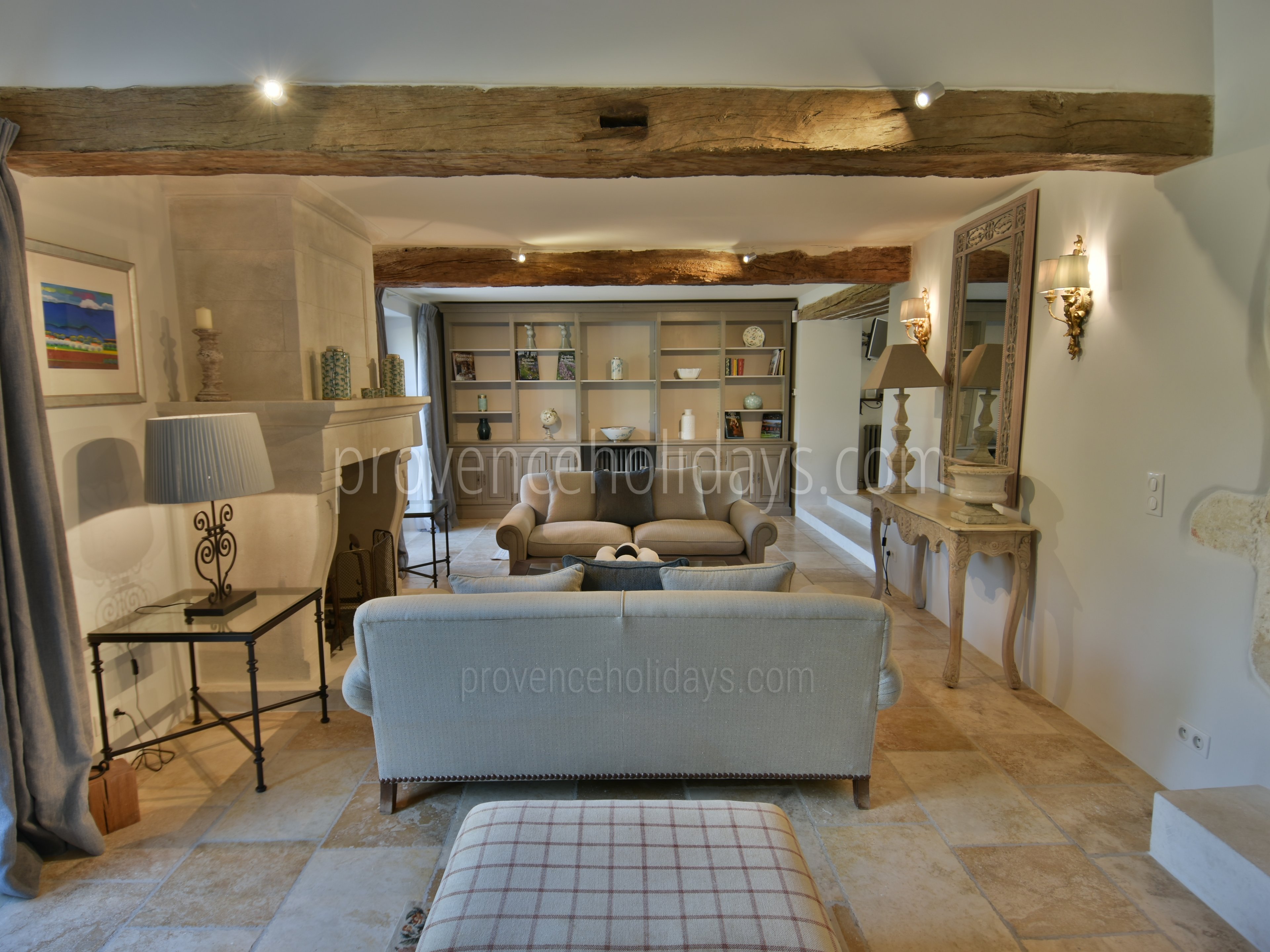 19 - Chez Emile: Villa: Interior