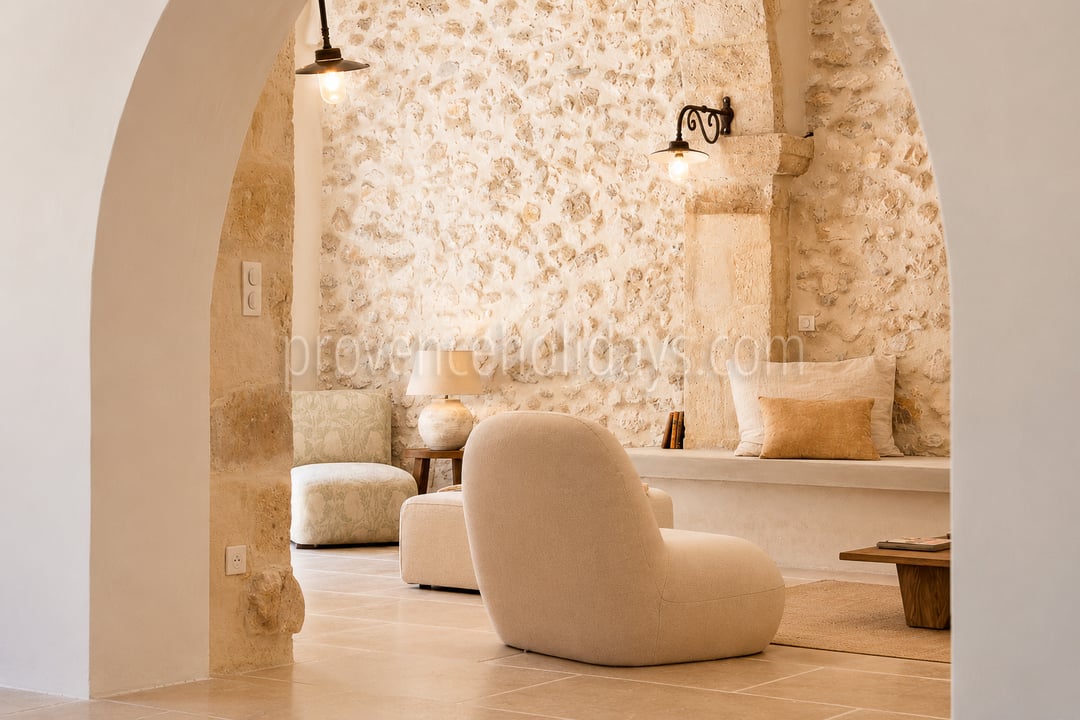 34 - Mas rénové à pied d\'Eygalières: Villa: Interior