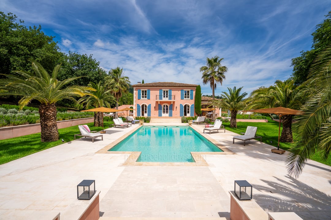 17 - Villa Honora: Villa: Pool