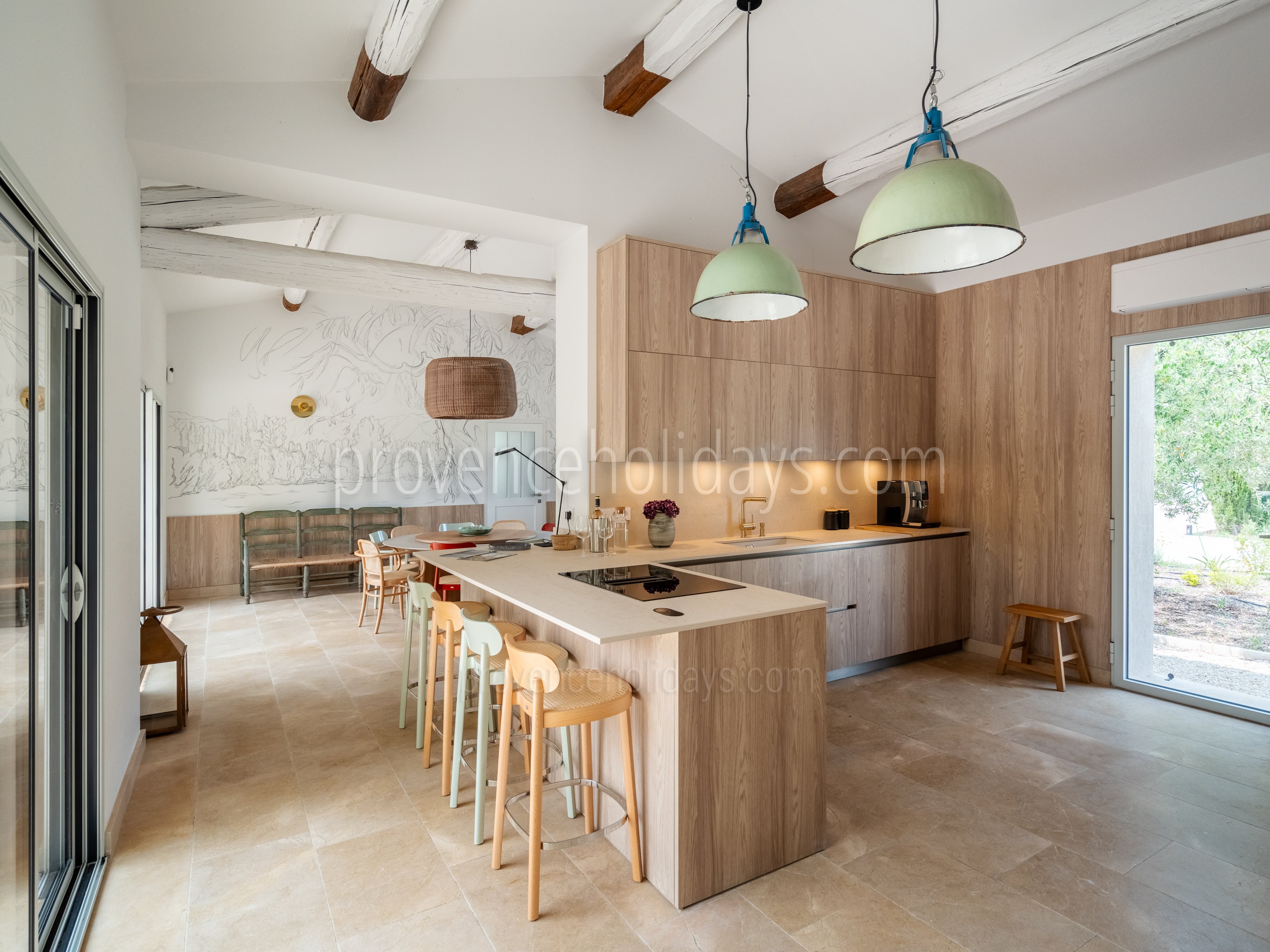 33 - Le Mas du Rollier: Villa: Interior