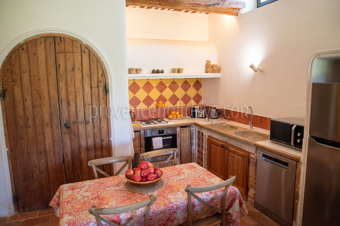116 - Le Mas de la Combe: Villa: Interior