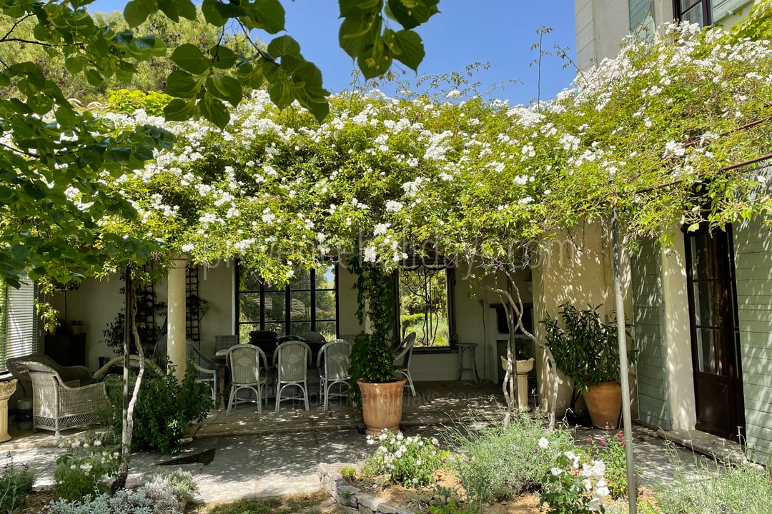 9 - Mas de Séguret: Villa: Exterior