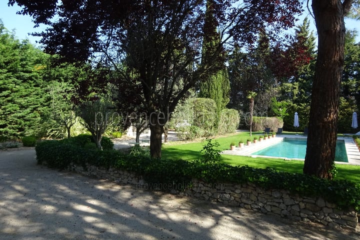 5 - Mas Art et Soleil: Villa: Exterior