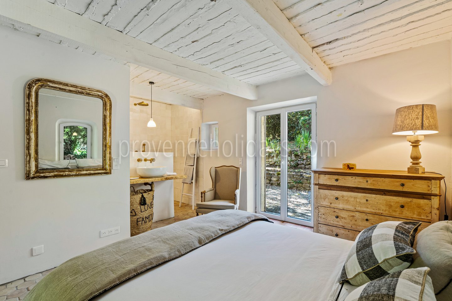36 - Domaine des Pierres: Villa: Bedroom 1