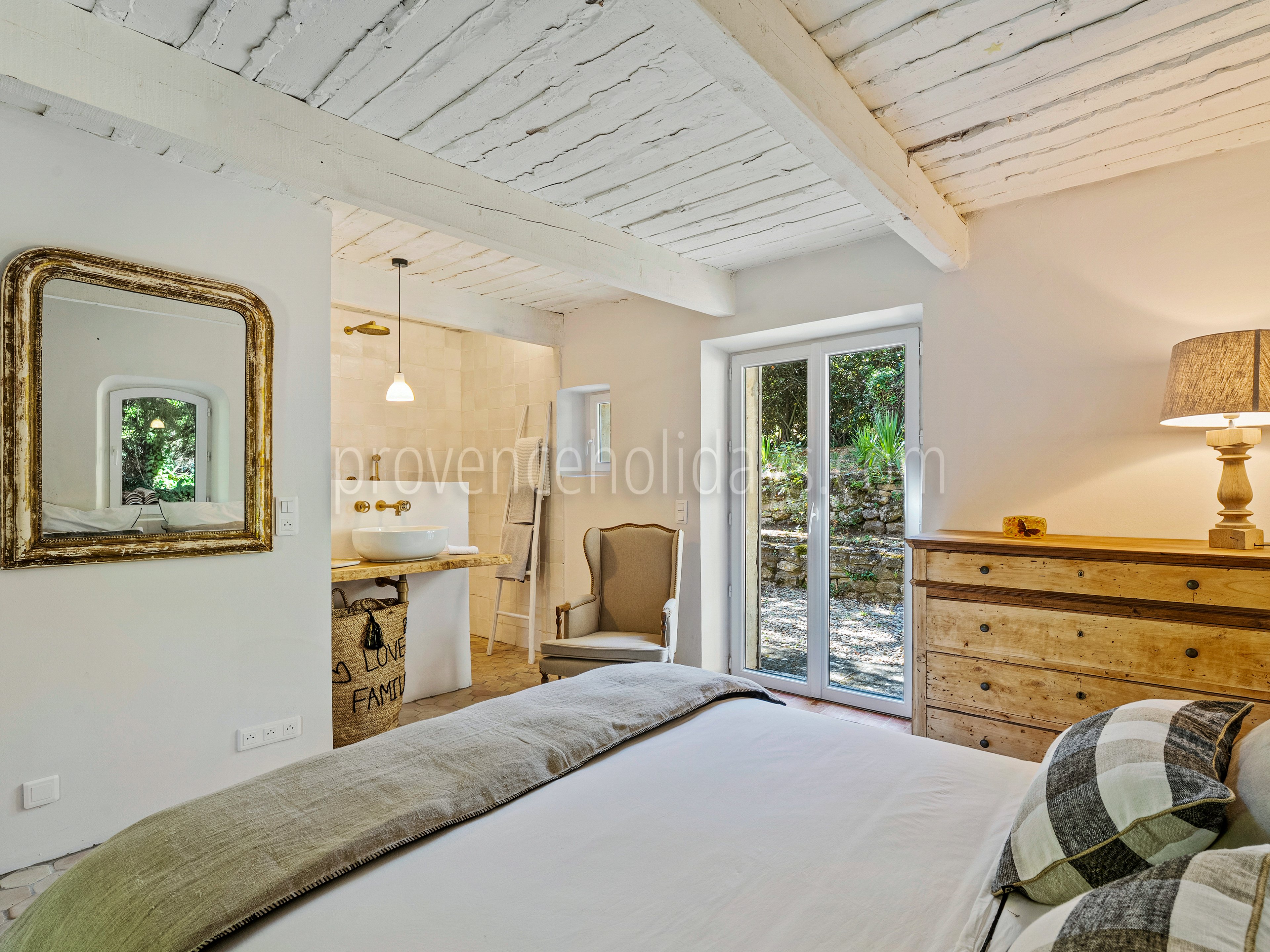 36 - Domaine des Pierres: Villa: Bedroom 1