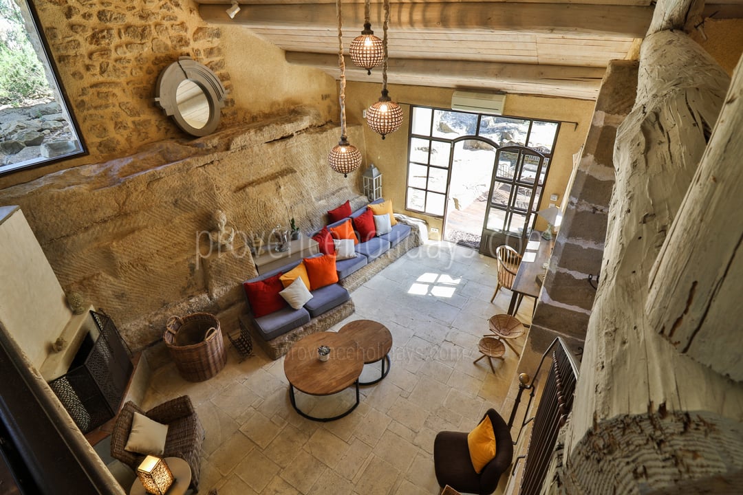 16 - Mas de Beaumes: Villa: Interior