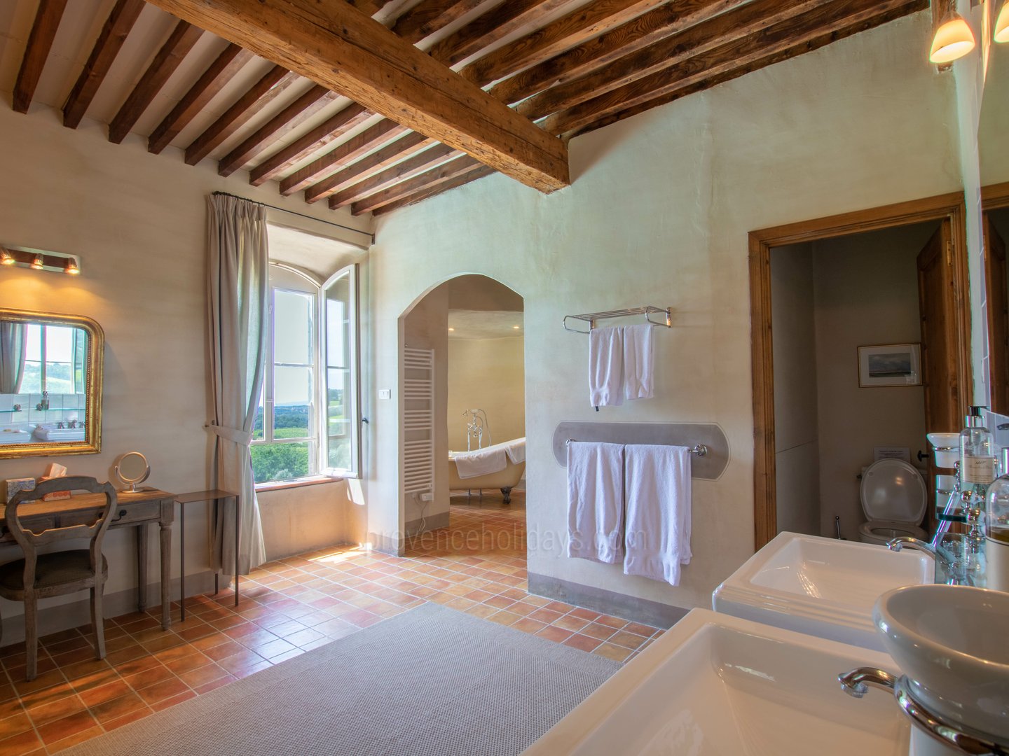 50 - Château des Templiers: Villa: Bedroom 1