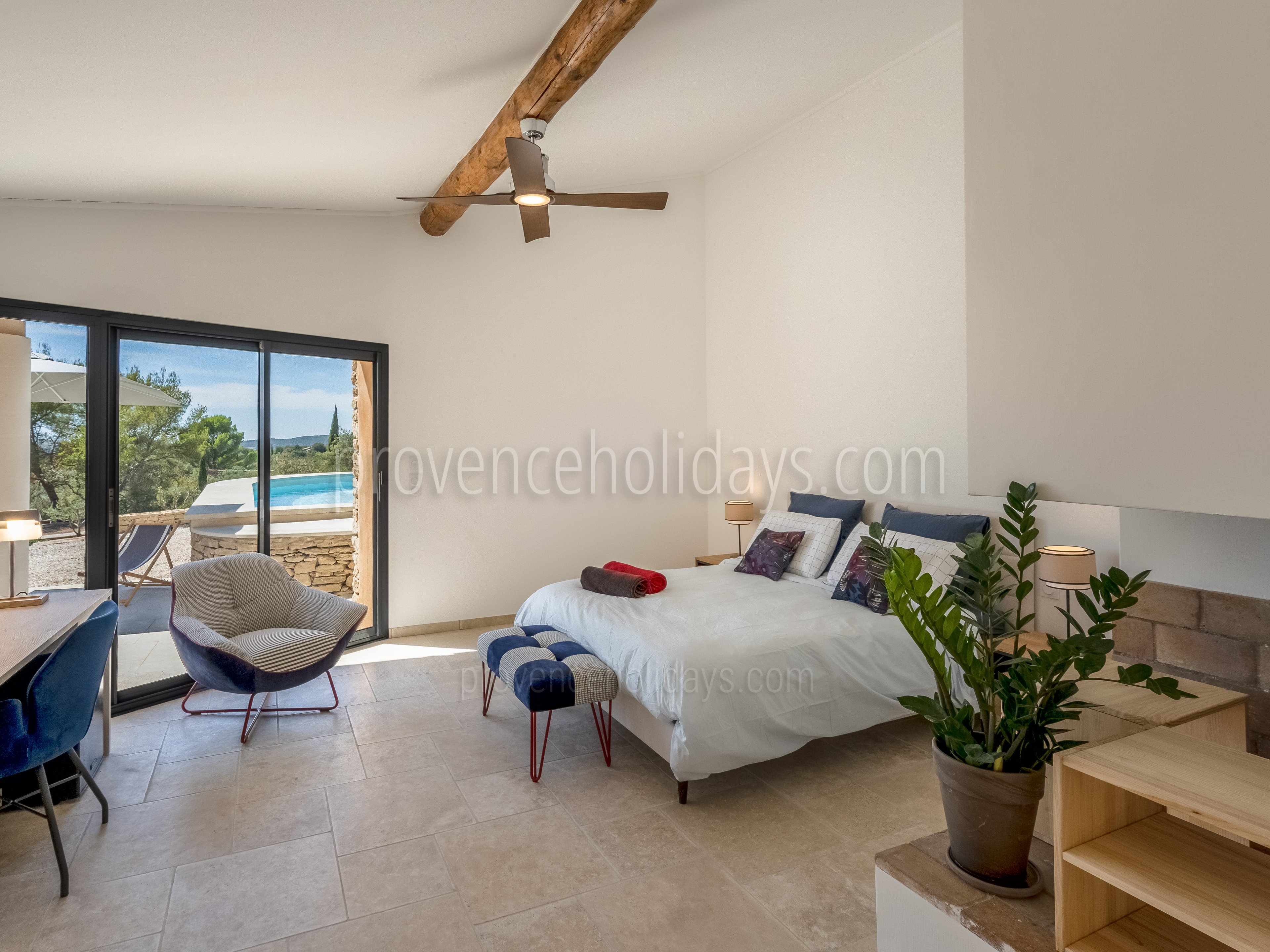 38 - Villa Luna: Villa: Interior