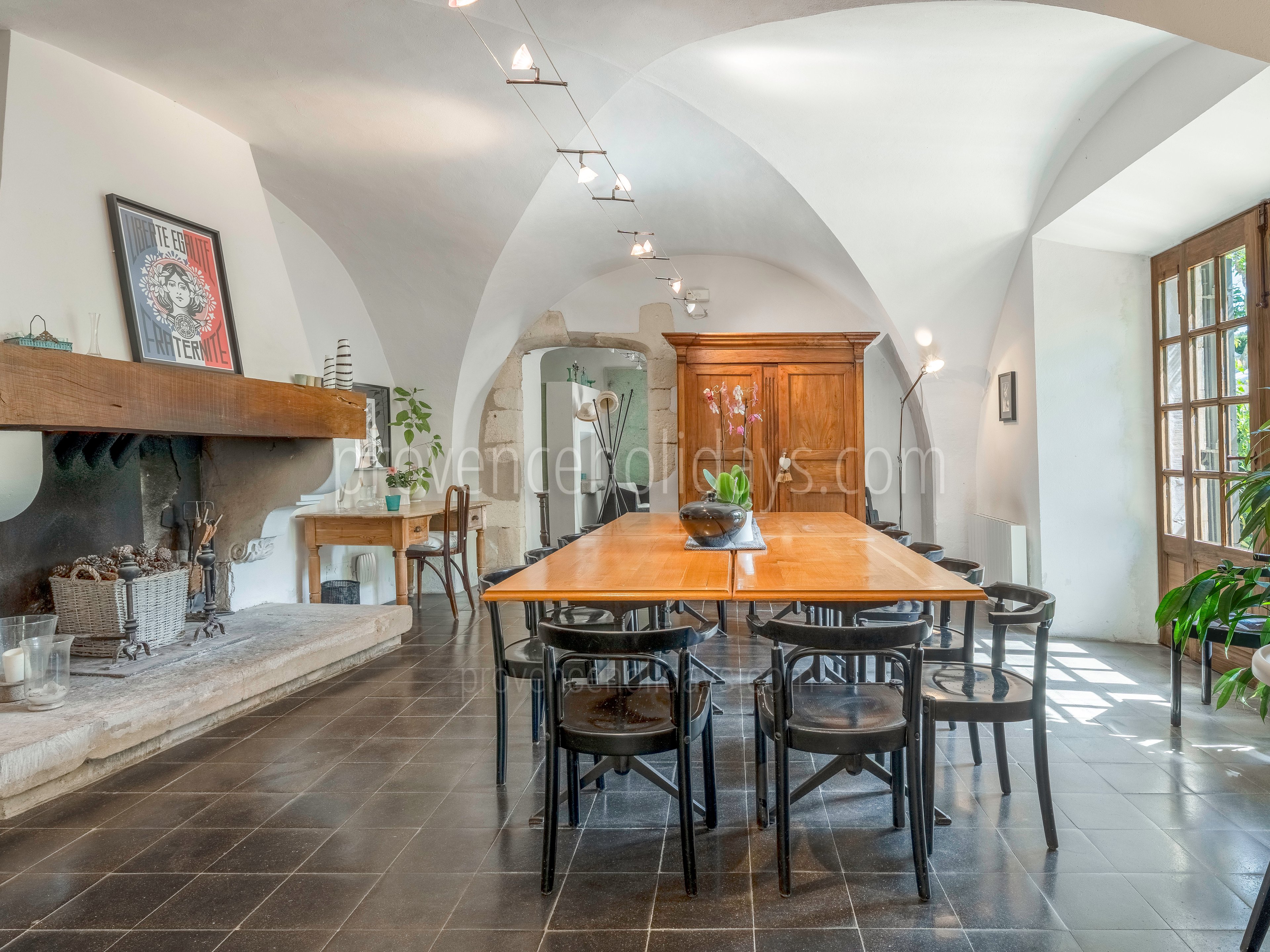 25 - Le Moulin de Gordes: Villa: Interior