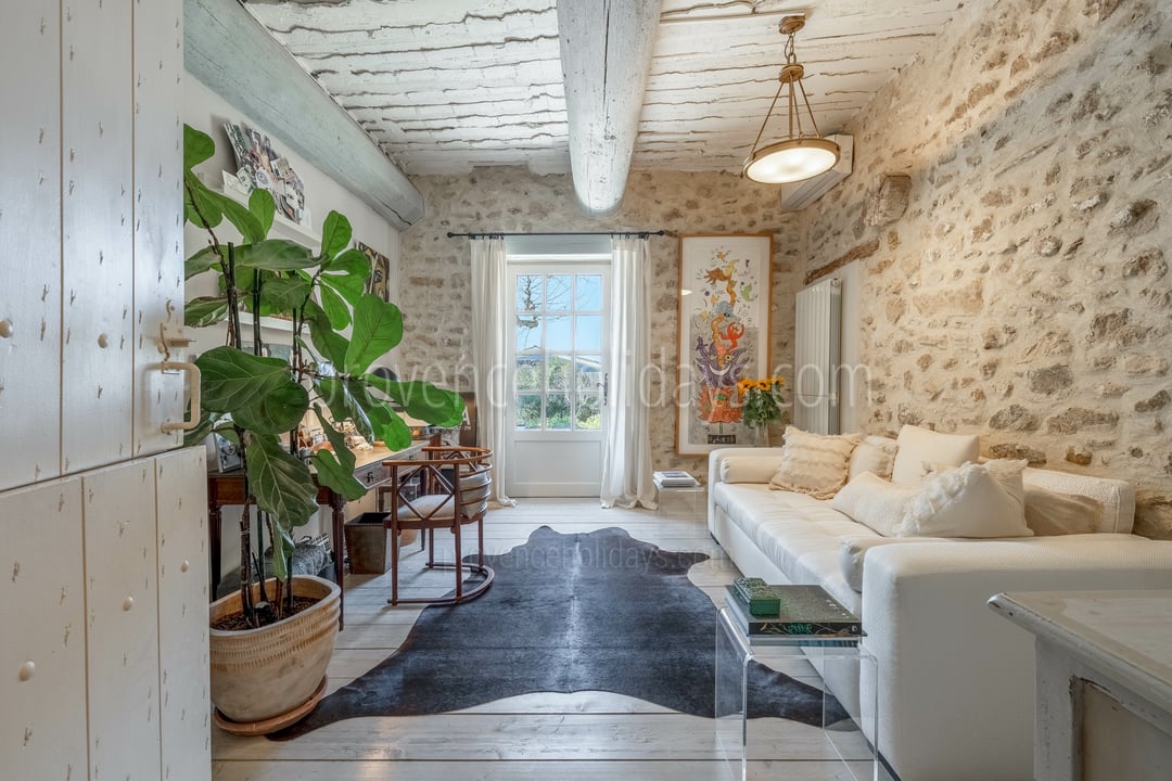 25 - L\'Écrin de Lagnes: Villa: Interior