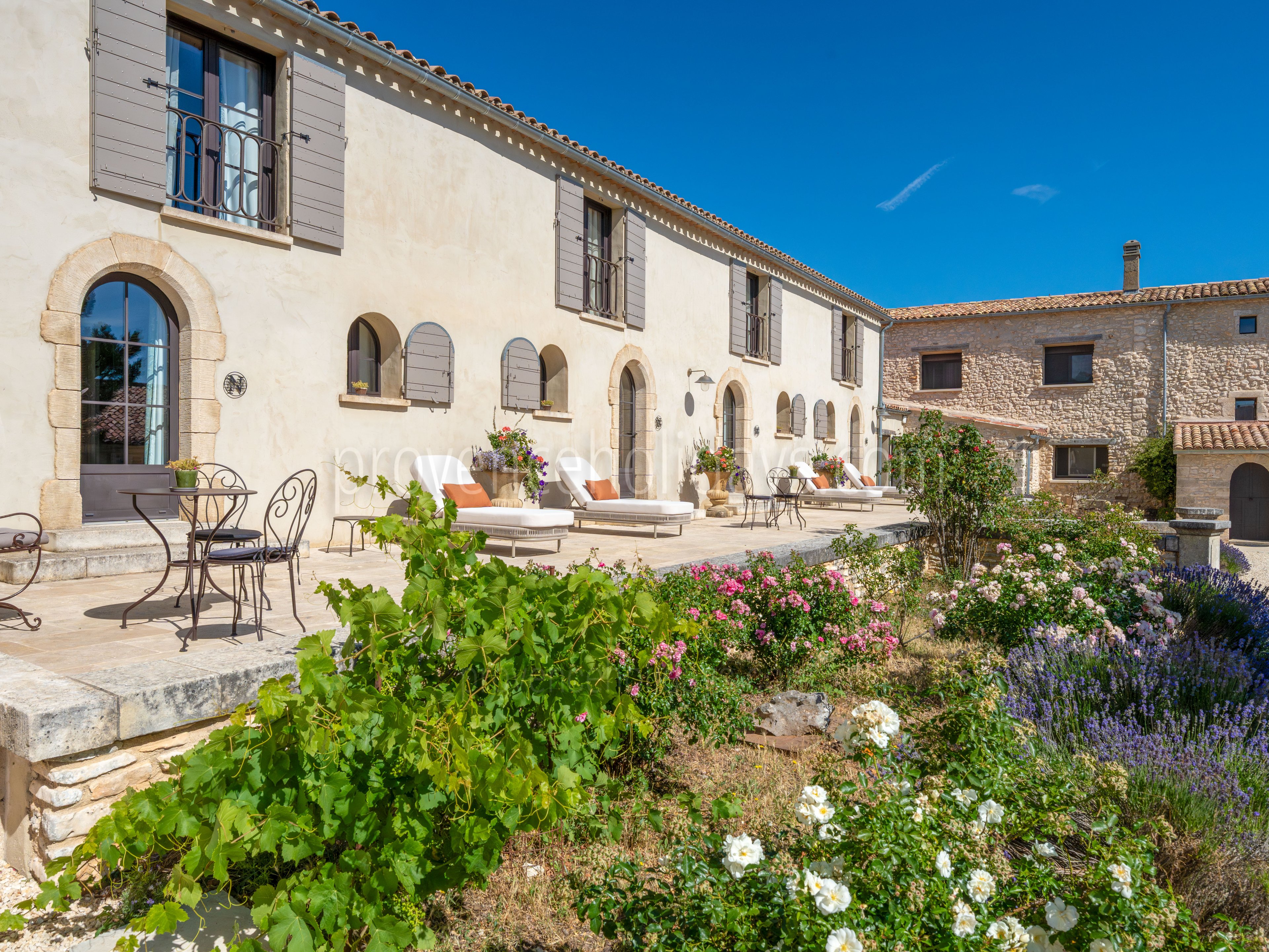 2 - Domaine Château du Bois: Villa: Exterior
