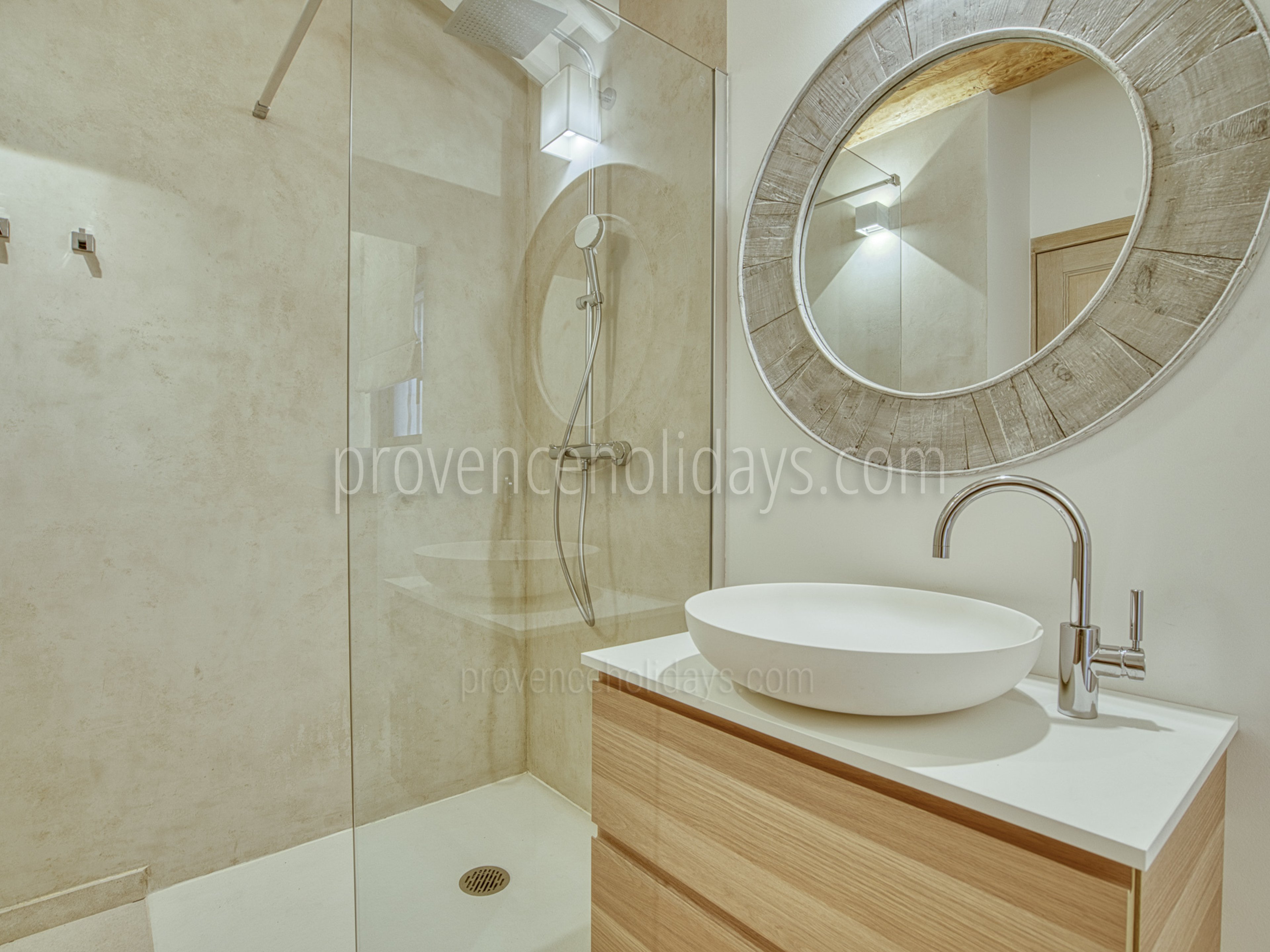 15 - Villa Gigaro: Villa: Bathroom