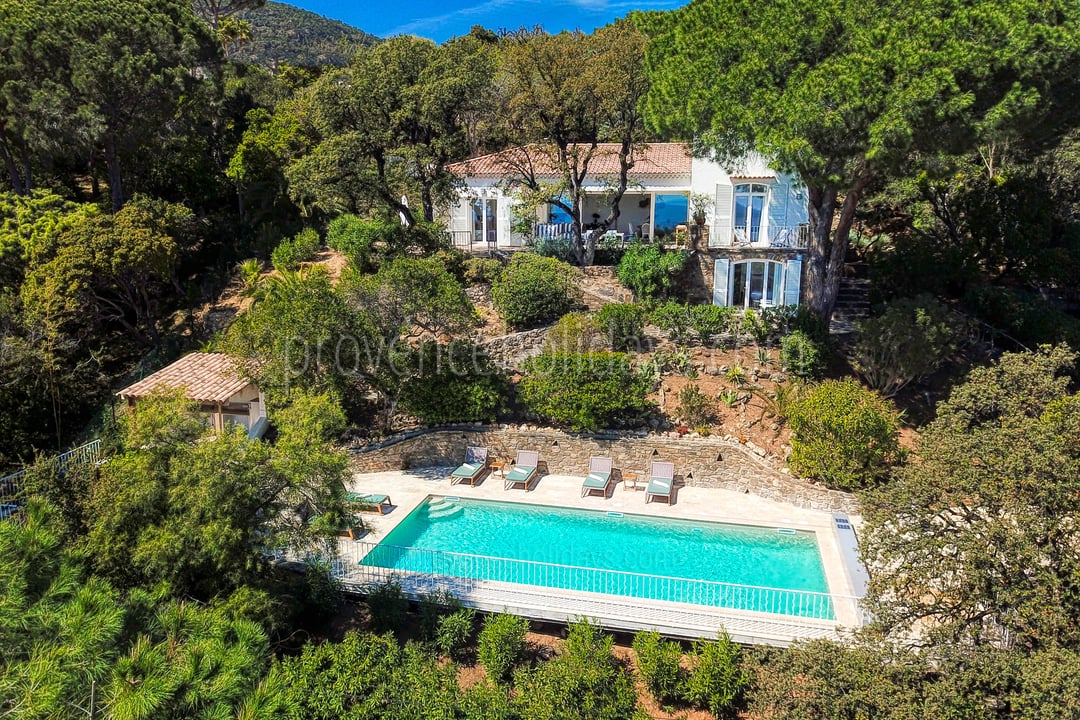 24 - Maison Zéphyr: Villa: Pool