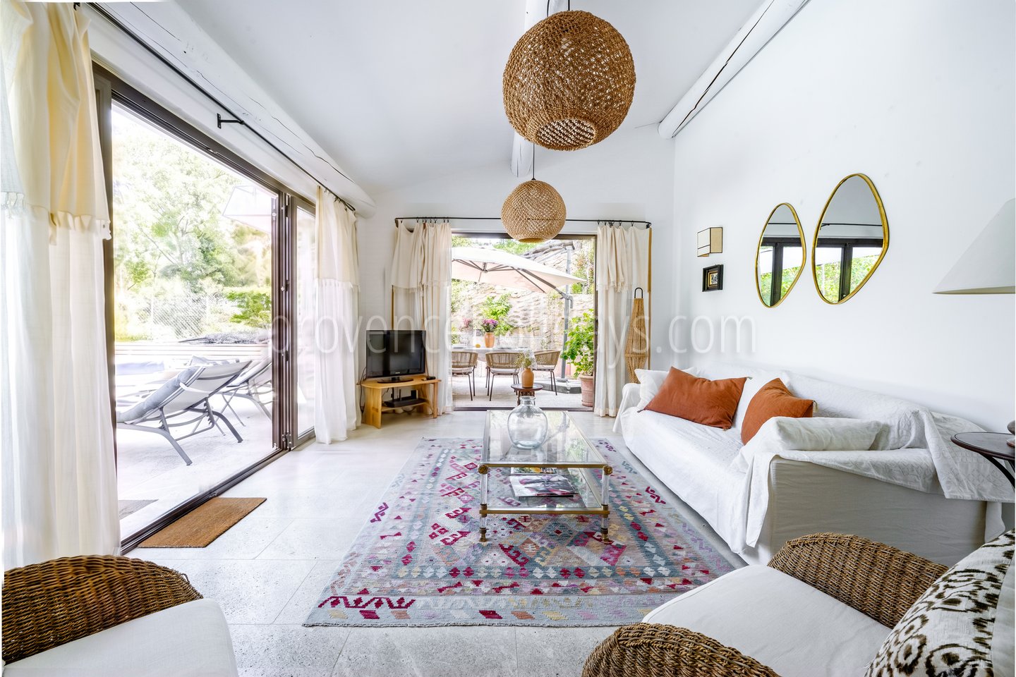 3 - Maison du Soleil: Villa: Interior