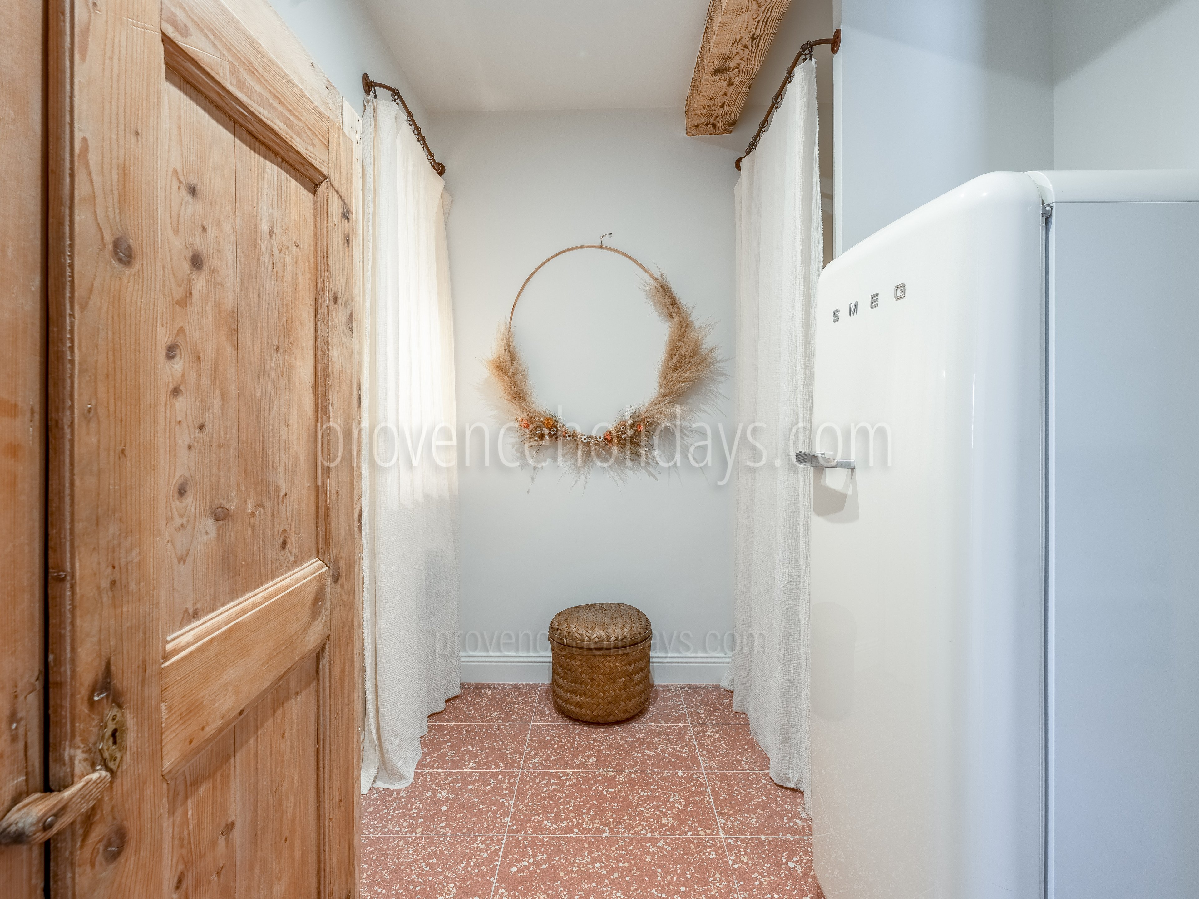 34 - Mas des Chênes Blancs: Villa: Interior