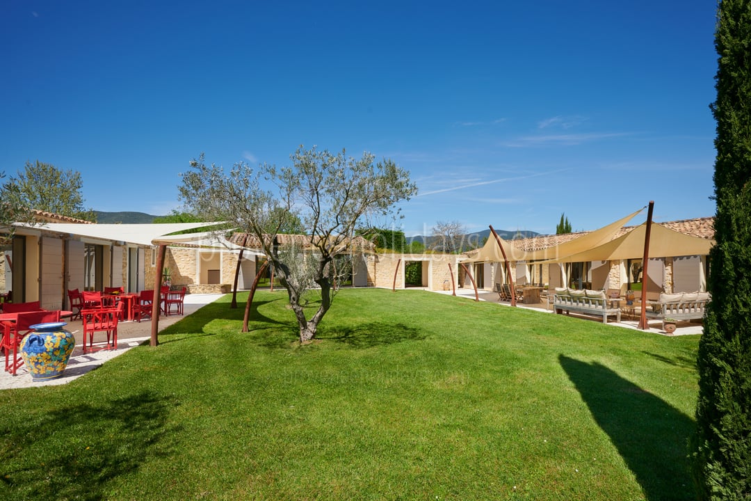 60 - Mas de l\'Artisan: Villa: Exterior