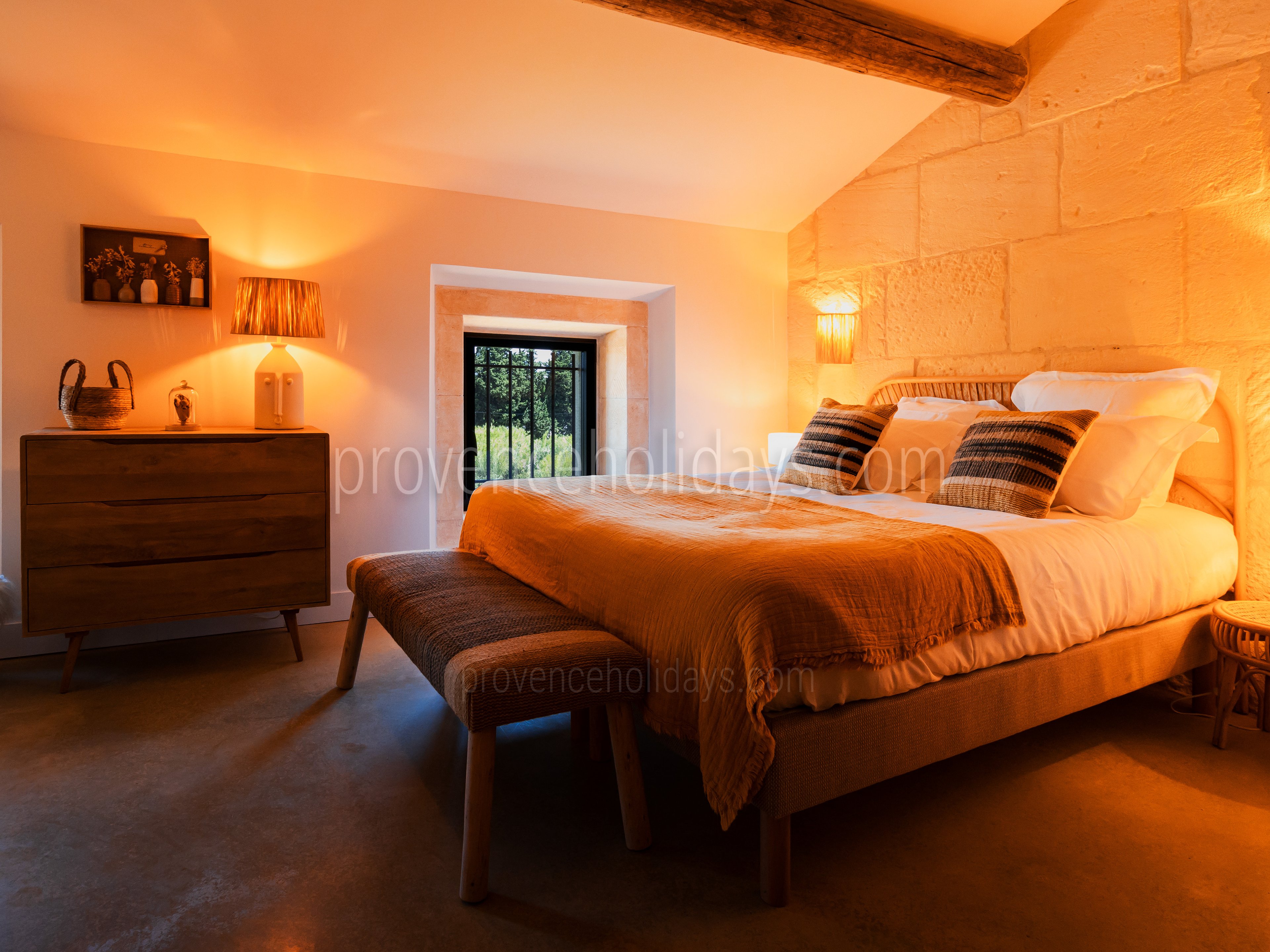 70 - Mas des Pommiers: Villa: Bedroom