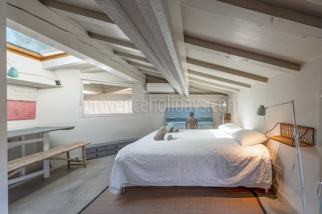 28 - Maison Aubert: Villa: Bedroom