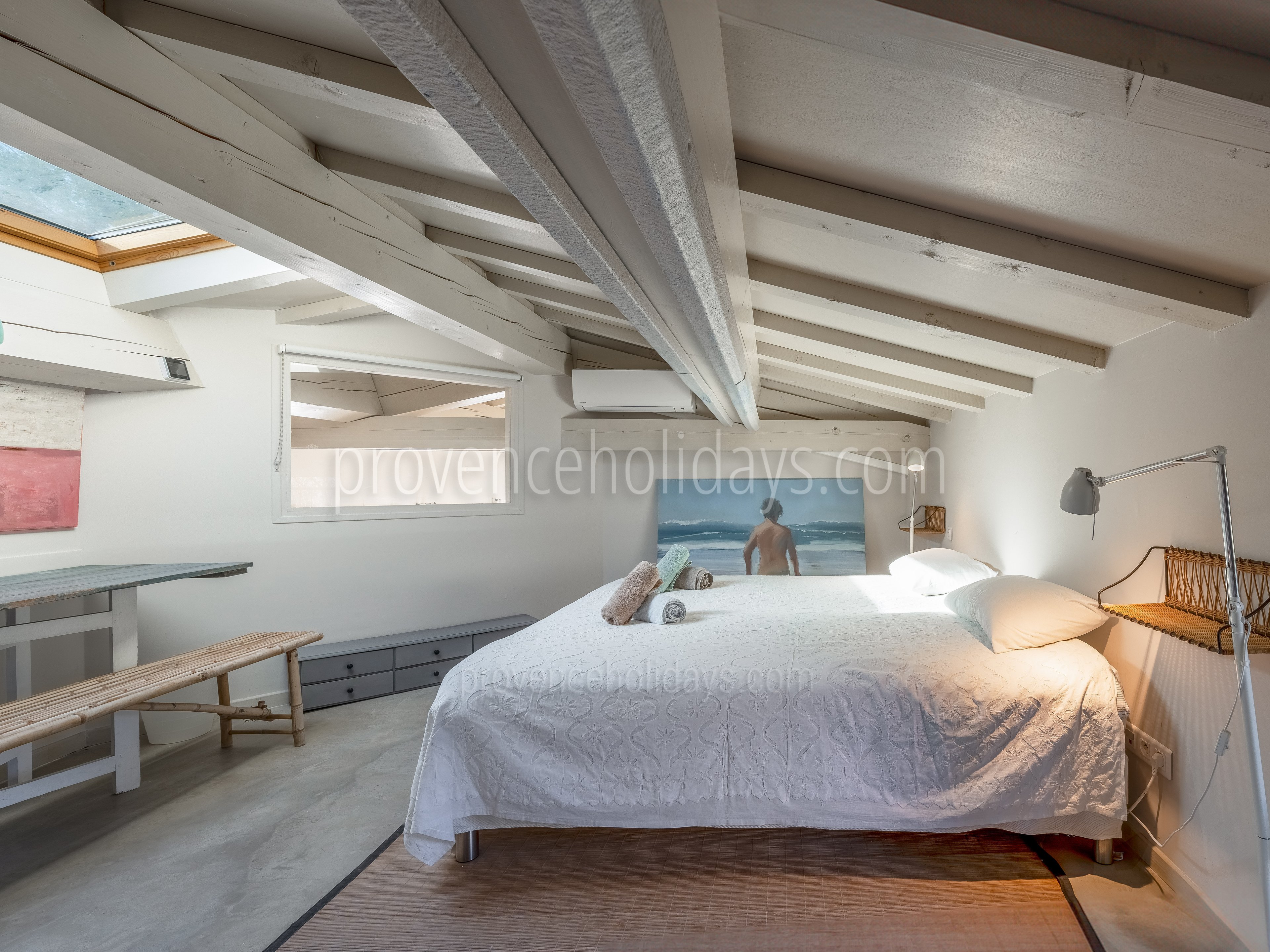 28 - Maison Aubert: Villa: Bedroom