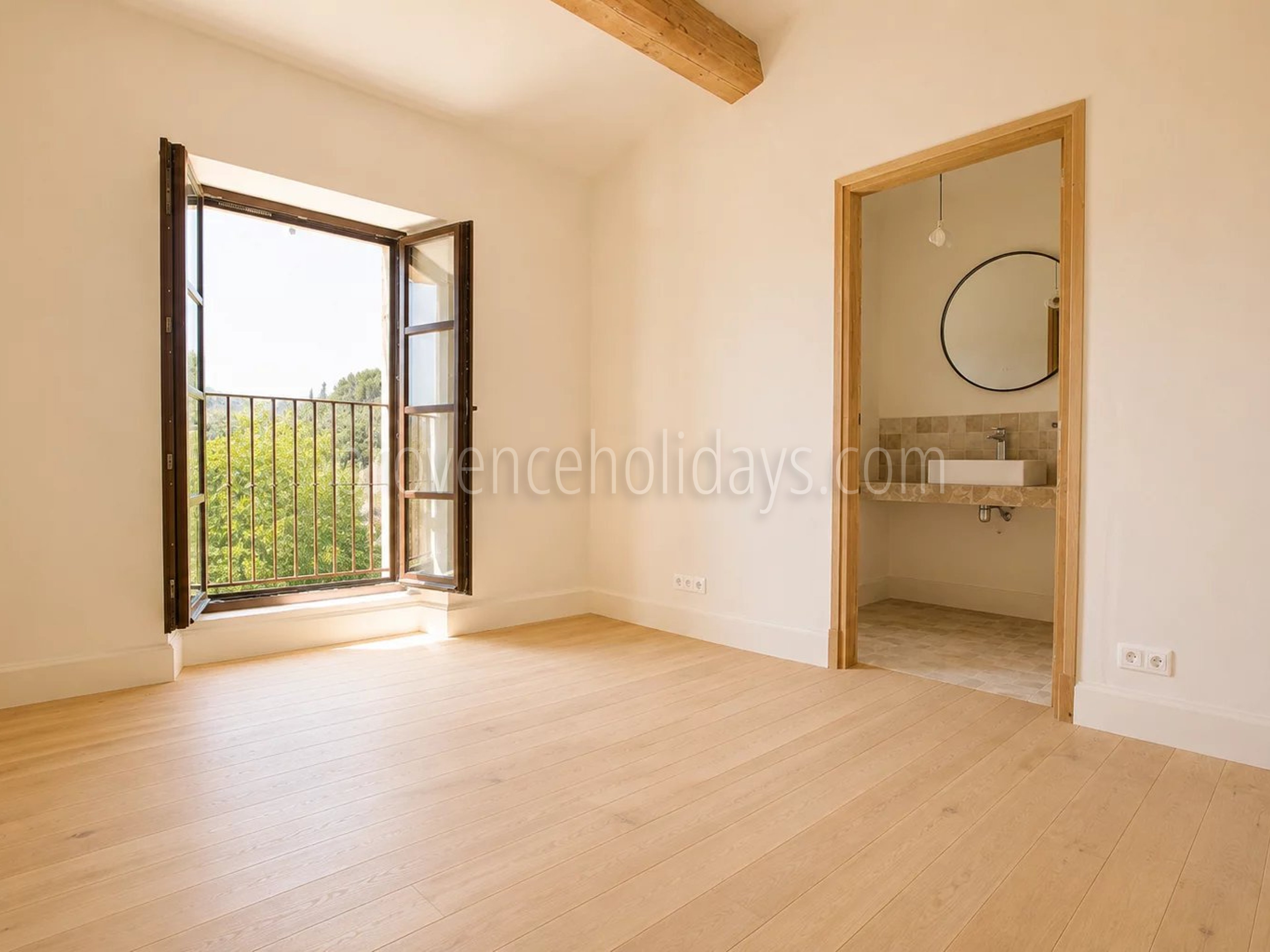 22 - Mas contemporain à Eygalières: Villa: Interior