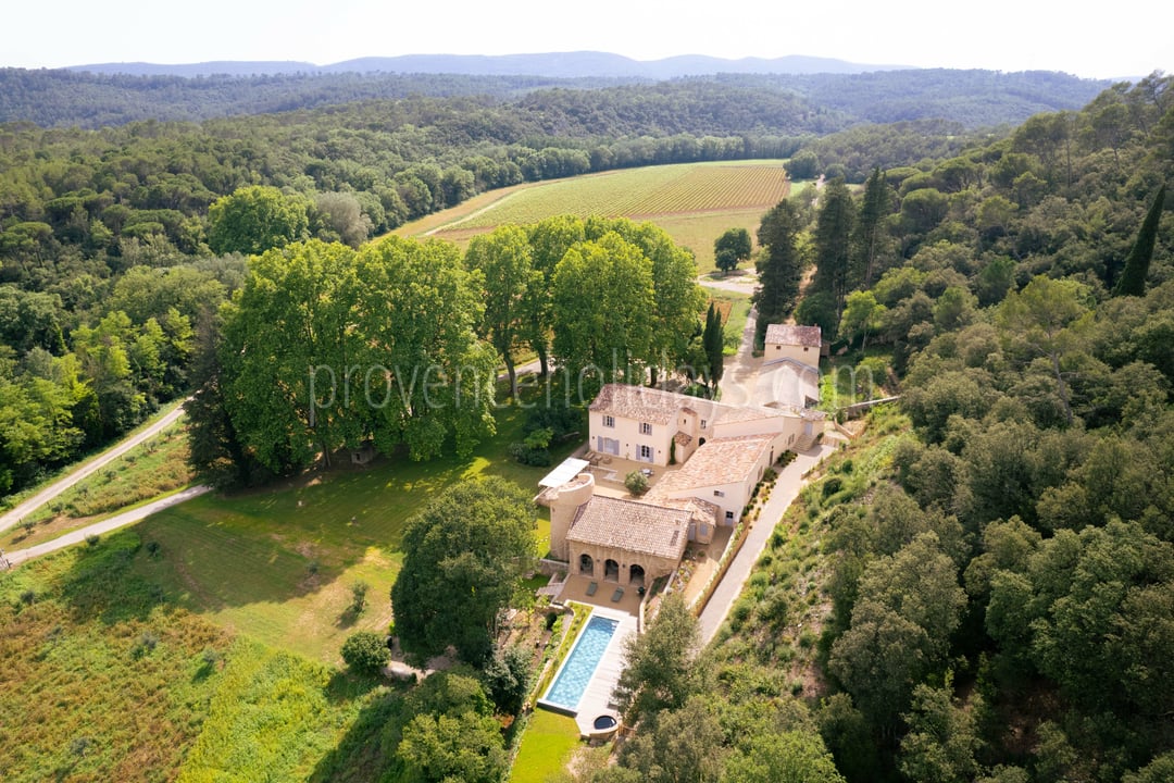 41 - Domaine d\'Isabelle: Villa: Exterior