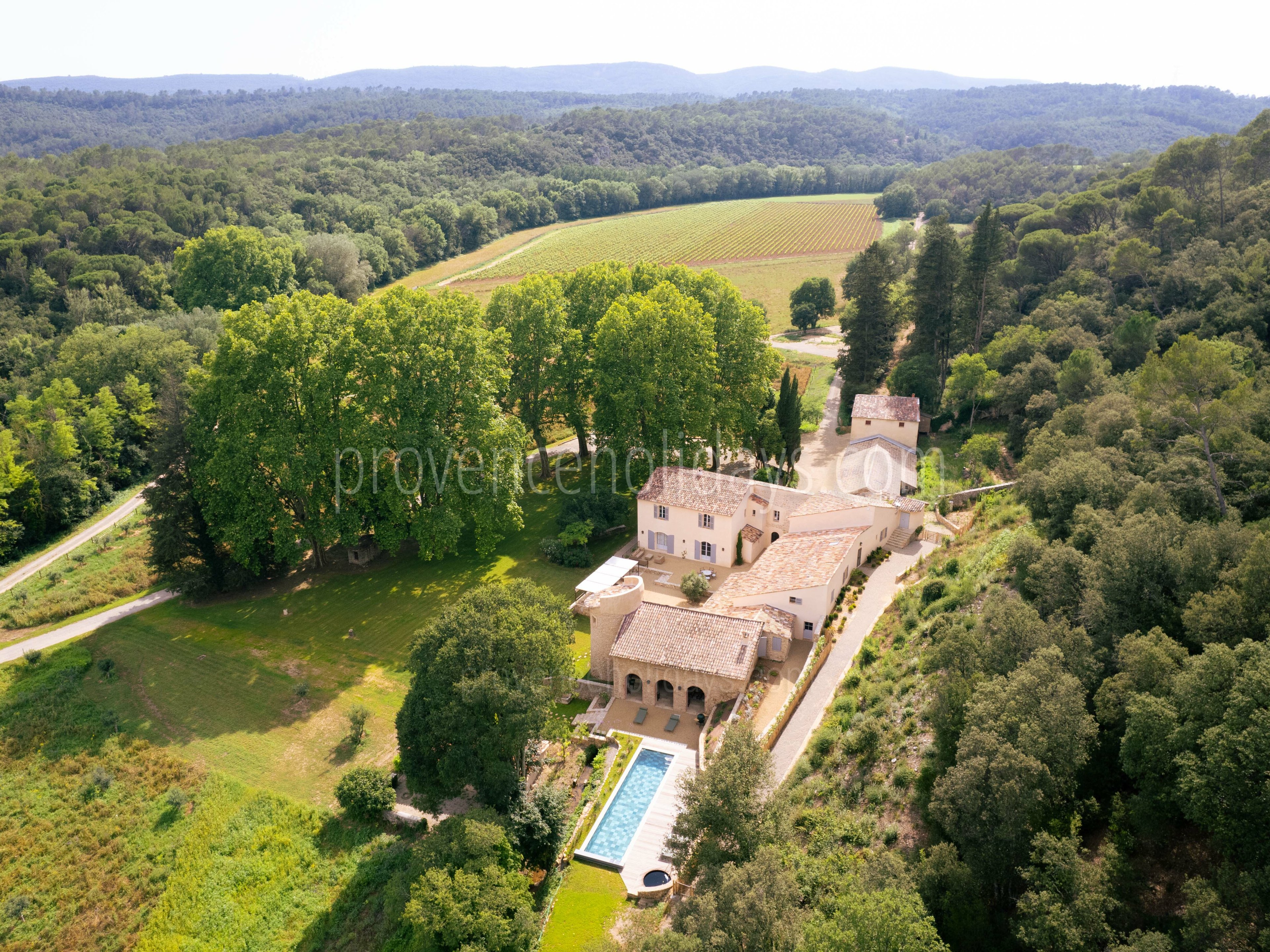 41 - Domaine d\'Isabelle: Villa: Exterior