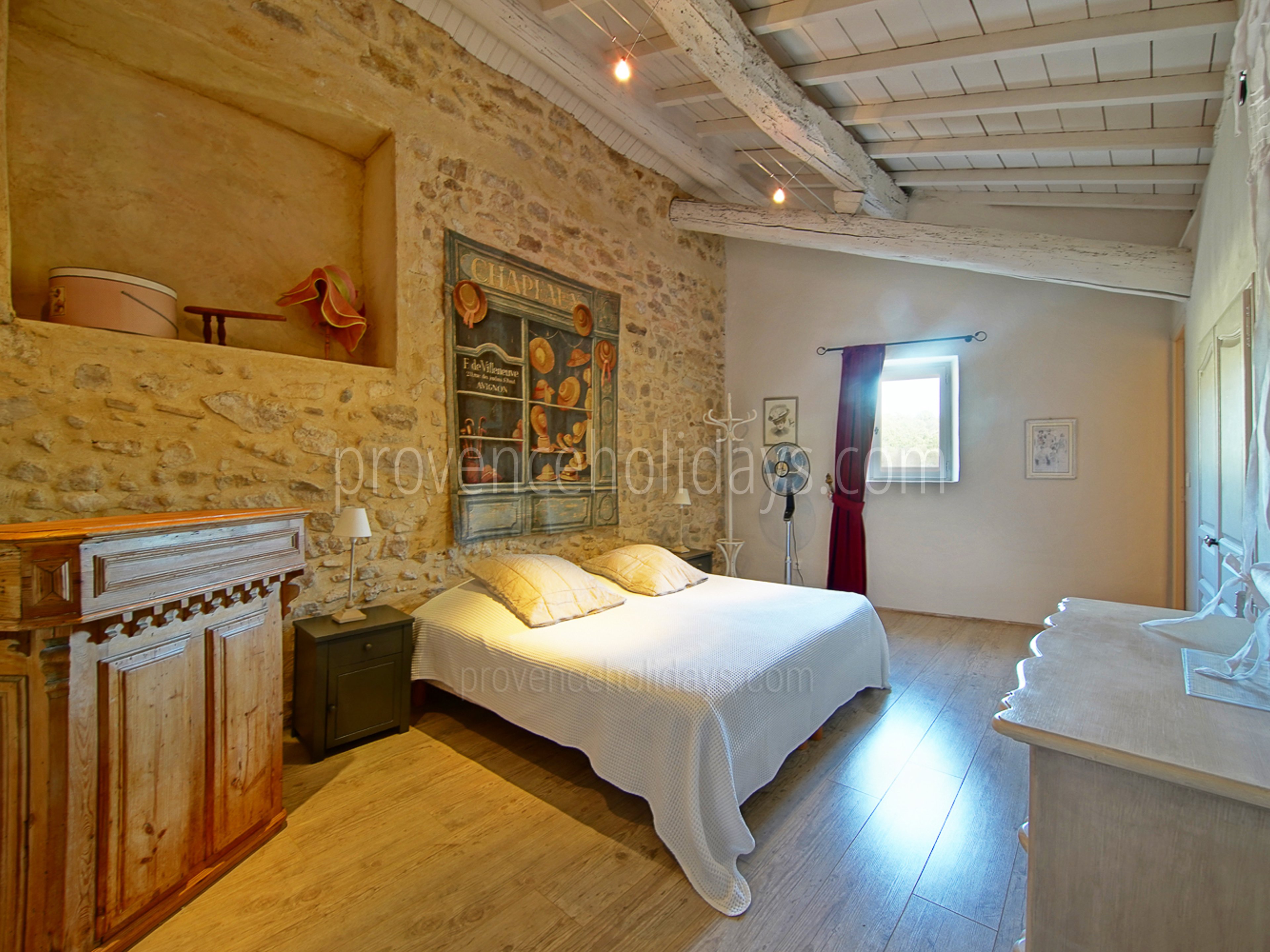 4 - Mas Castillon: Villa: Bedroom