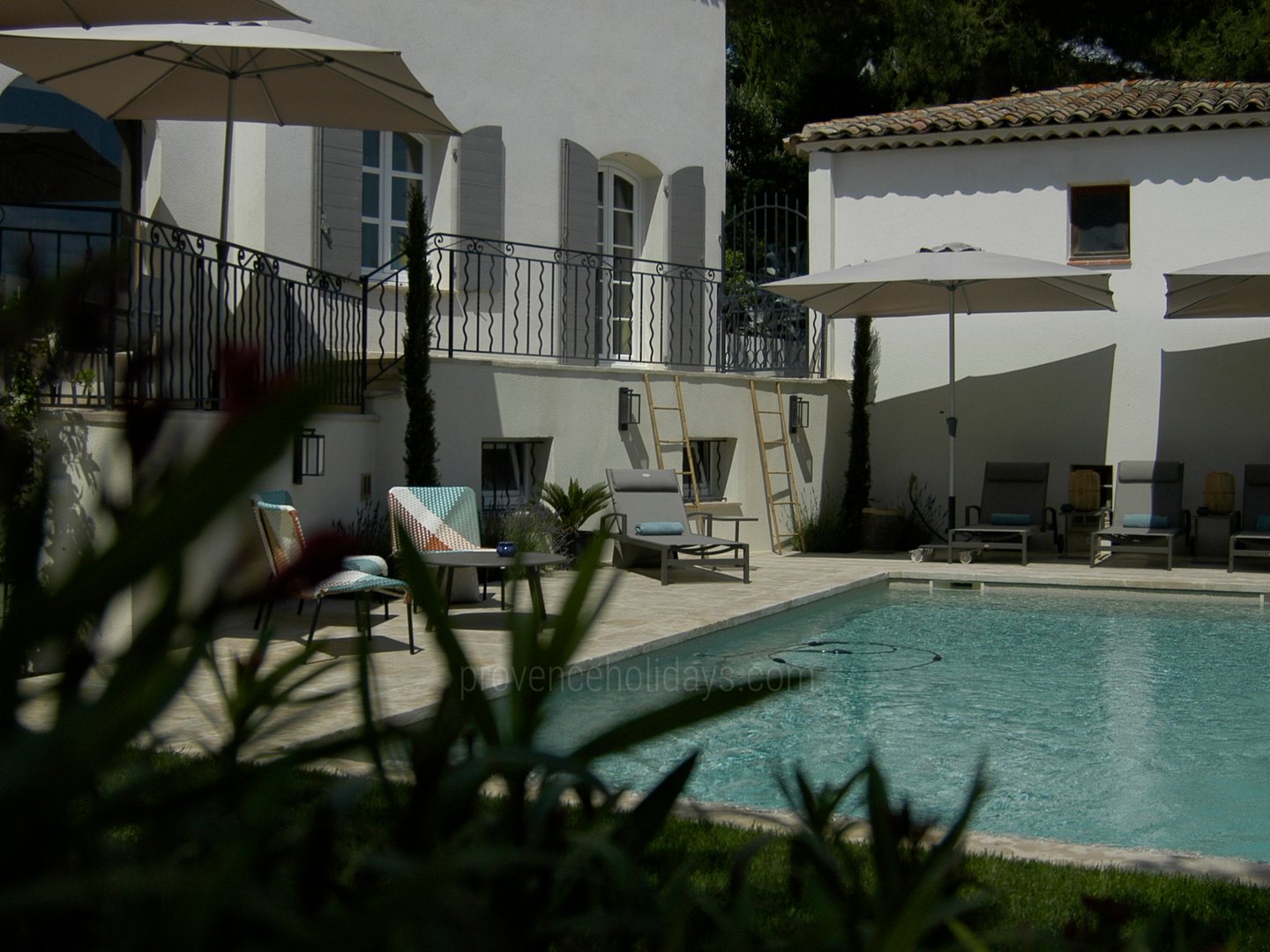 26 - Villa des Pins: Villa: Pool