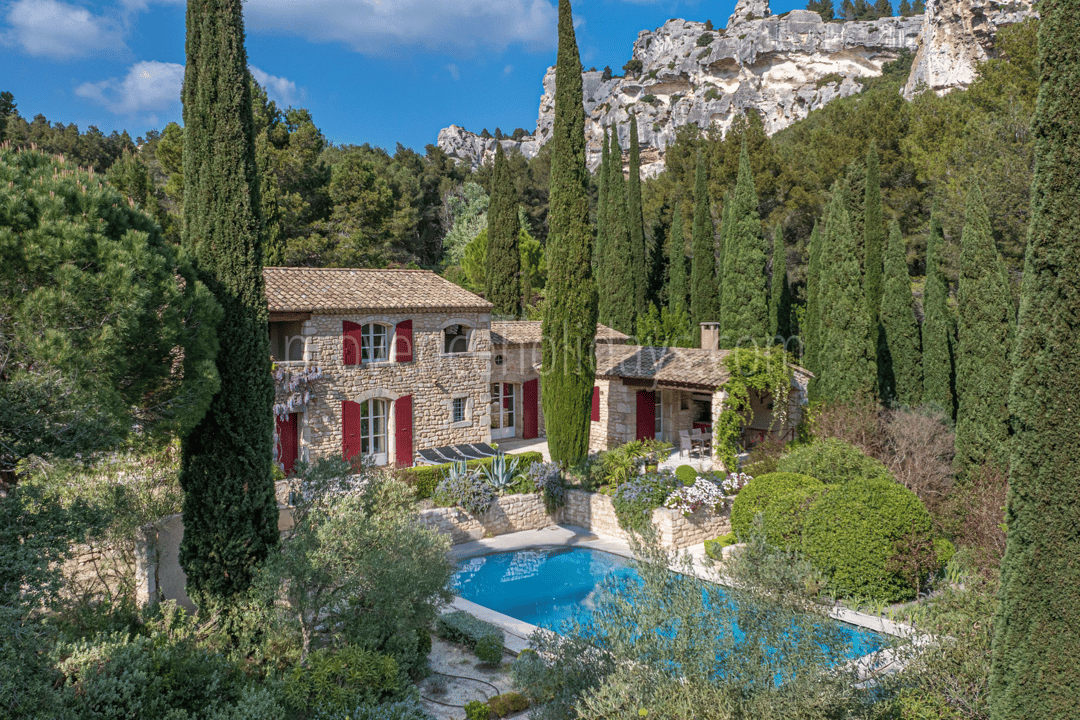 Maison en pierre avec vue imprenable aux Baux-de-Provence