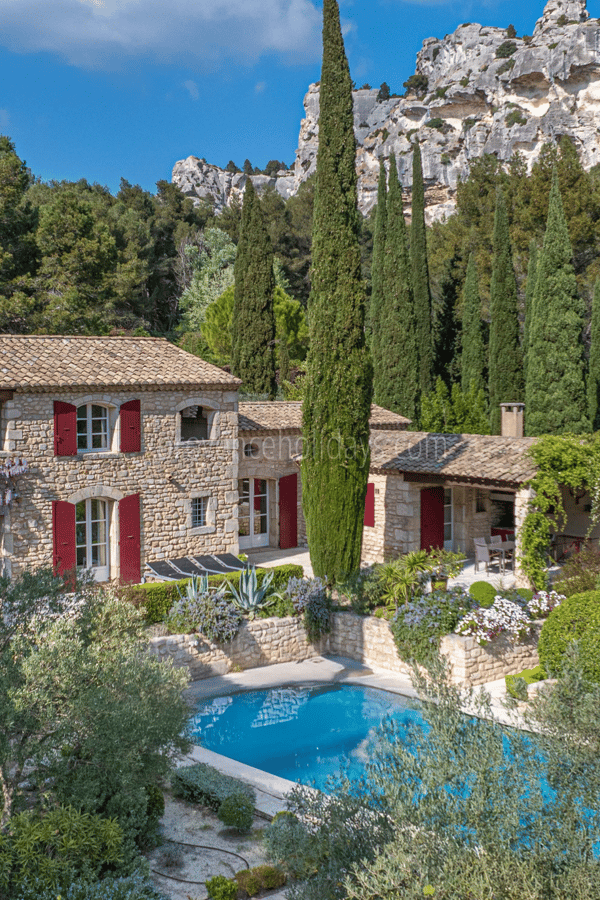 1 - Bastide des Cyprès: Villa: Exterior