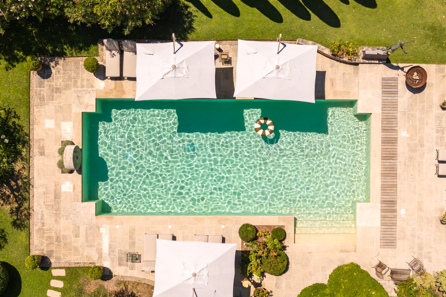 12 - Mas de Maussane: Villa: Pool