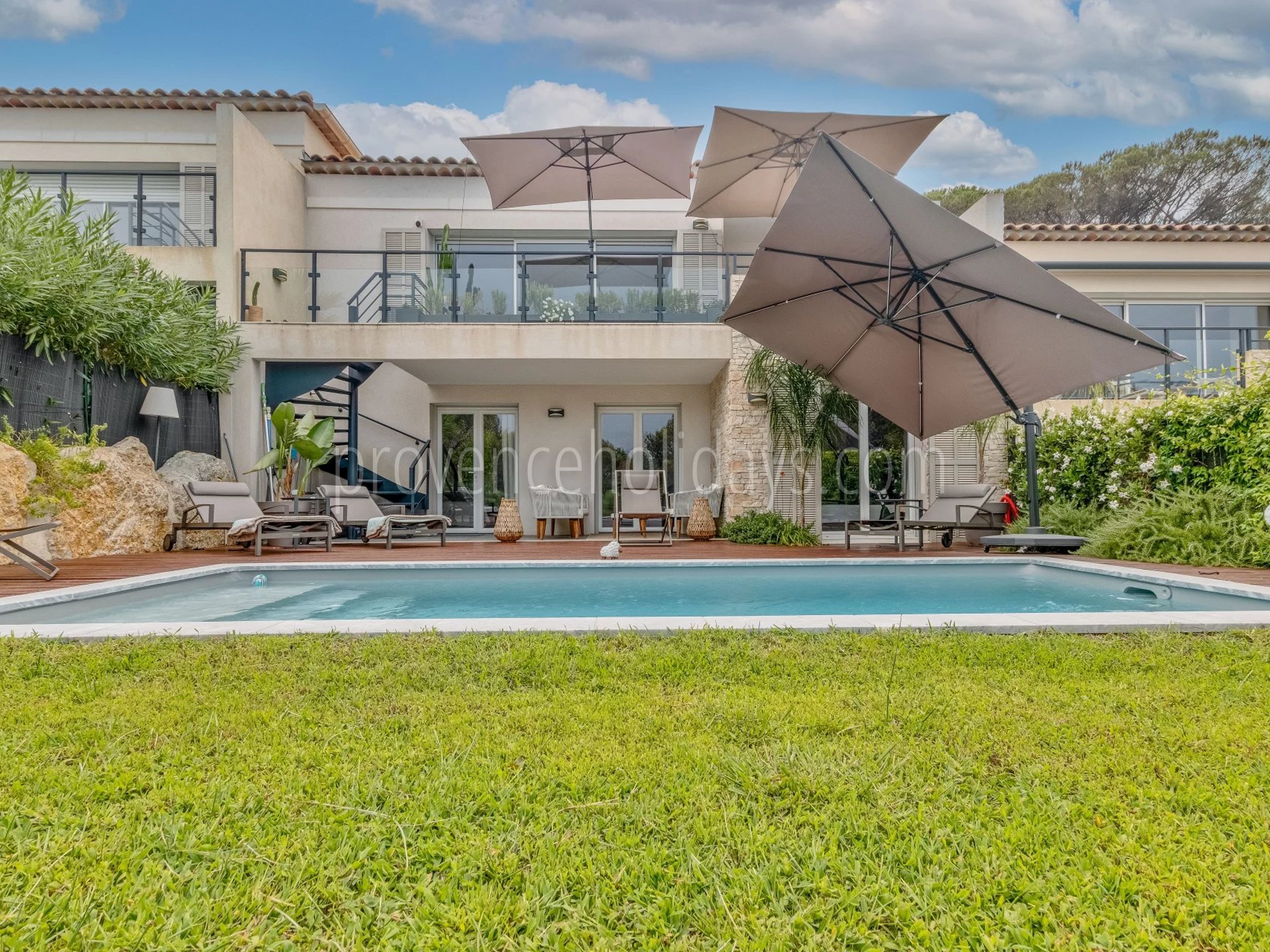 17 - Maison au Plan-de-la-Tour: Villa: Pool