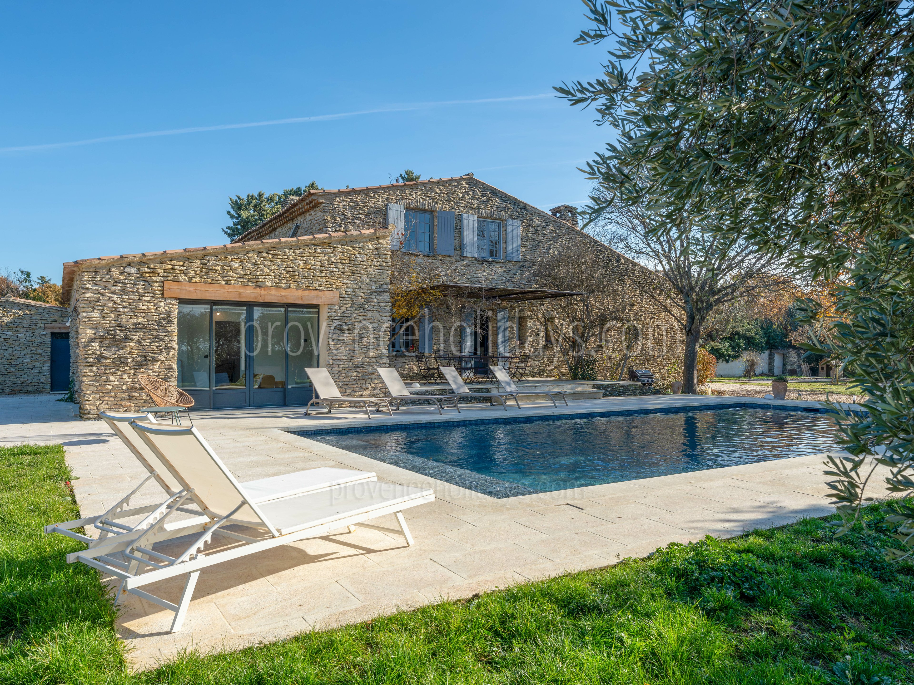 17 - Villa Douce Provence: Villa: Pool